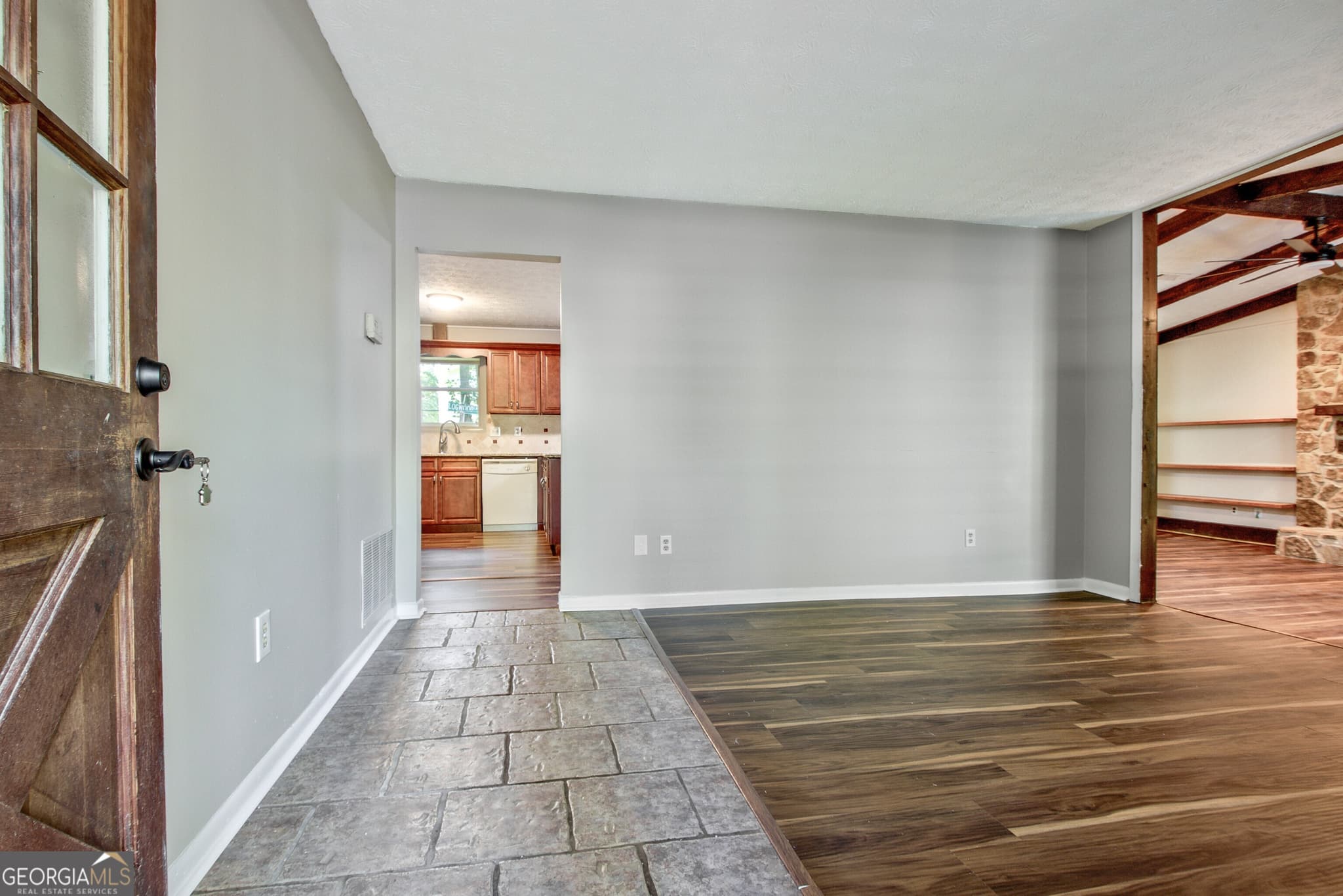3 bedroom, 2 bathroom, 1,664 sq ft single family residence for rent at 11 Logwood Lane, Newnan, GA 30265 for $1,900 a month — photo 2
