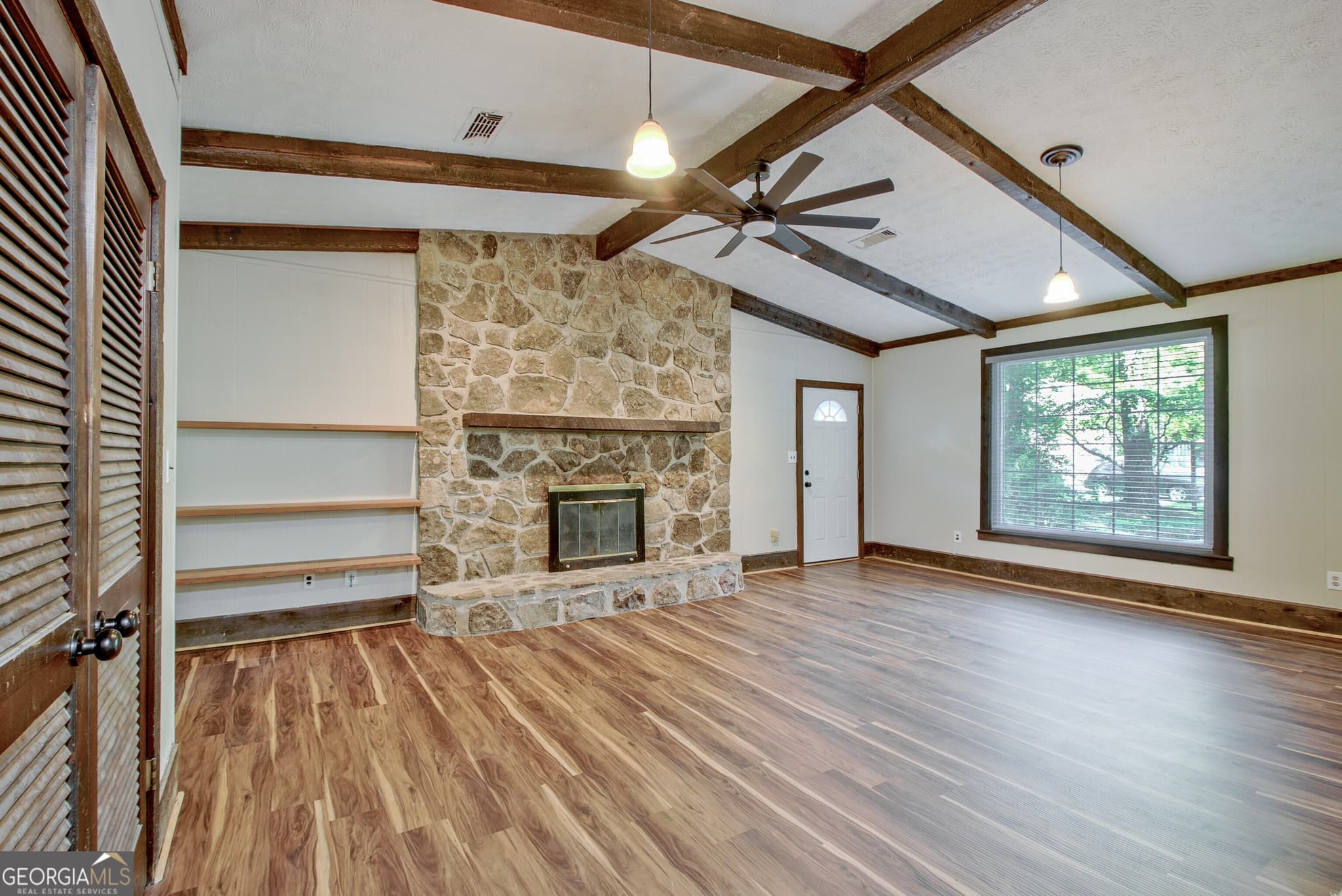 3 bedroom, 2 bathroom, 1,664 sq ft single family residence for rent at 11 Logwood Lane, Newnan, GA 30265 for $1,900 a month — photo 5