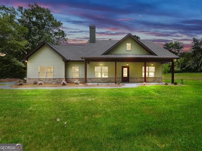 3 bedroom, 2 bathroom, 1,571 sq ft single family residence sold at 206 McKneely Road, Milner, GA 30257