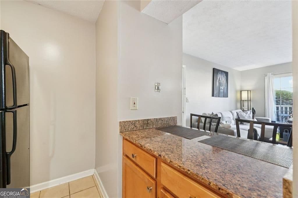 1 bedroom, 1 bathroom, 625 sq ft condominium for sale at 3115 Seven Pines Court 207, Atlanta, GA 30339 — photo 7