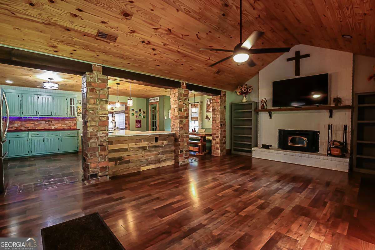 3 bedroom, 2 bathroom, 1,916 sq ft single family residence for sale at 245 Brittingham Road, Guyton, GA 31312 — photo 6
