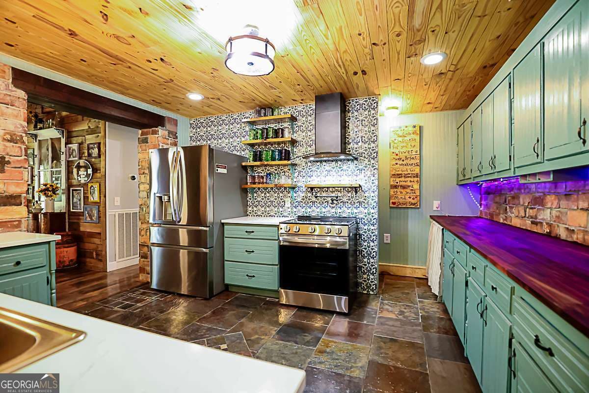 3 bedroom, 2 bathroom, 1,916 sq ft single family residence for sale at 245 Brittingham Road, Guyton, GA 31312 — photo 7