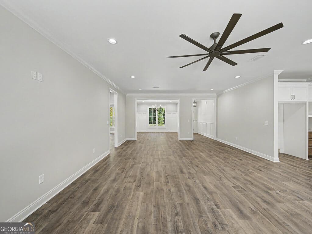 4 bedroom, 3 bathroom, 2,730 sq ft single family residence under contract at 2300 Thomas Street, Adel, GA 31620 — photo 6