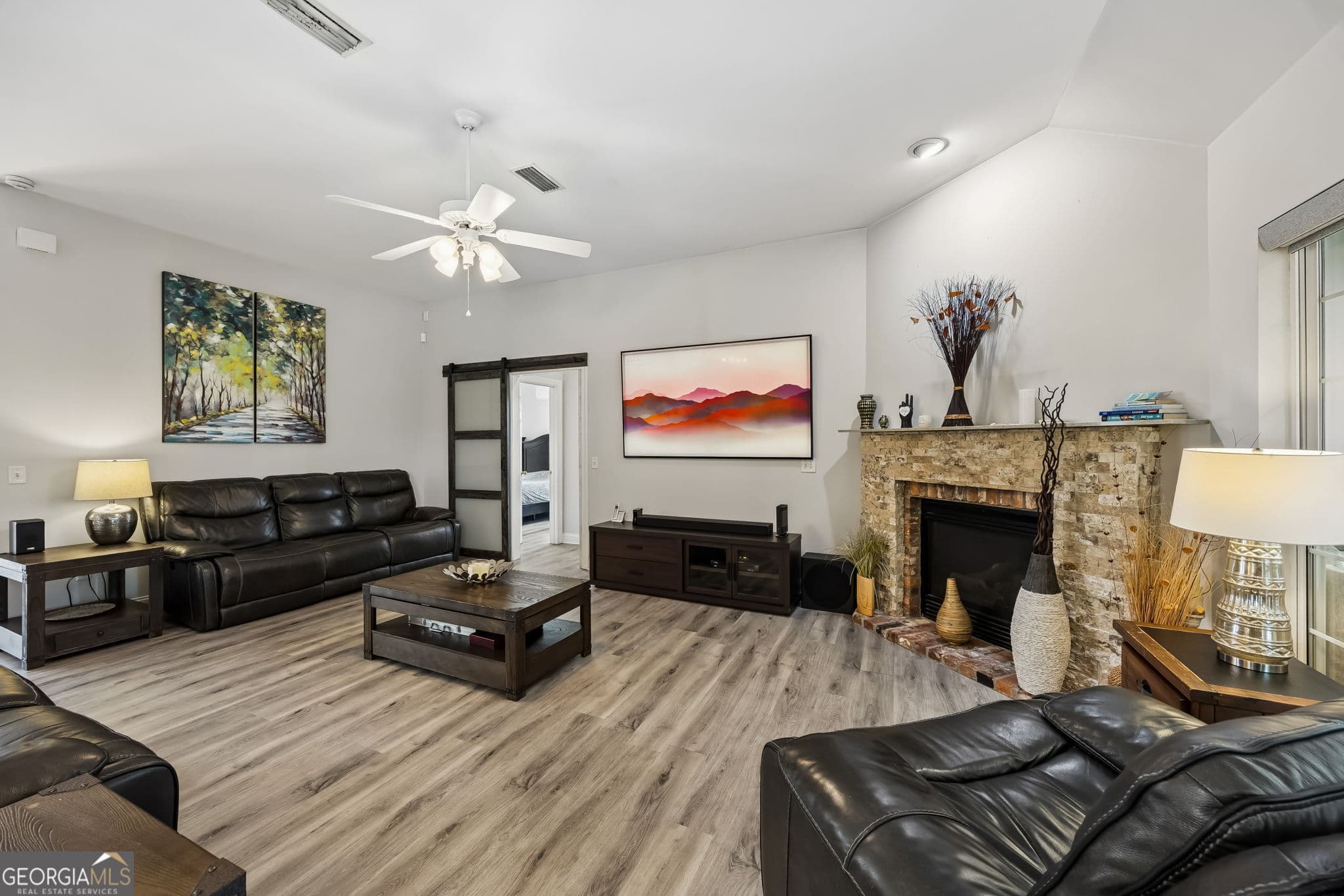 4 bedroom, 3 bathroom, 2,580 sq ft single family residence for sale at 912 Riverview Drive, St. Marys, GA 31558 — photo 5