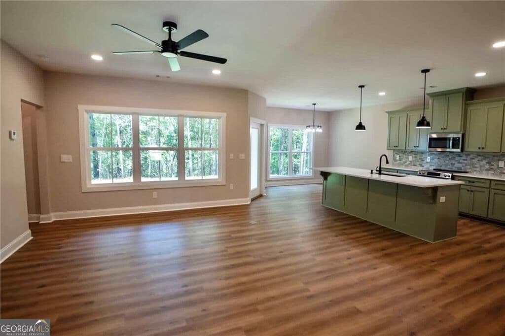 3 bedroom, 2 bathroom, 1,560 sq ft single family residence for sale at 476 TARVER Road, Seale, AL 36875 — photo 6