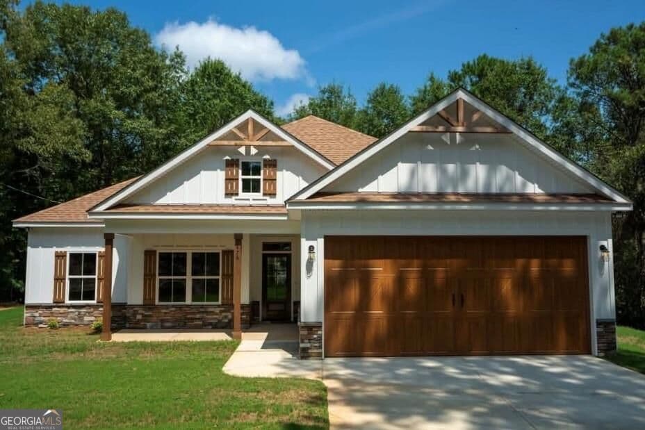 3 bedroom, 2 bathroom, 1,560 sq ft single family residence for sale at 476 TARVER Road, Seale, AL 36875