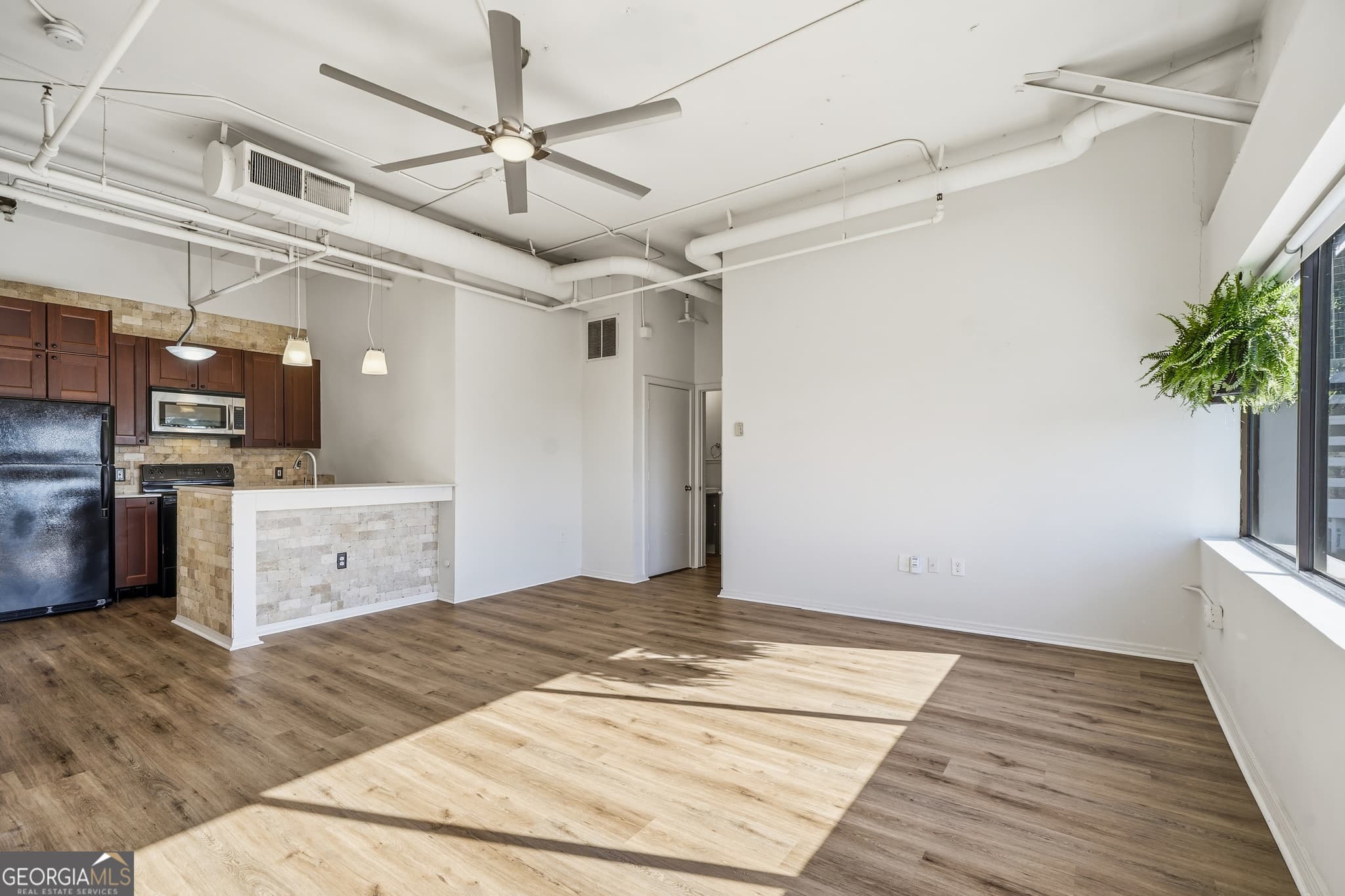1 bedroom, 1 bathroom, 520 sq ft condominium for sale at 120 Ralph Mcgill Boulevard 903, Atlanta, GA 30308 — photo 10