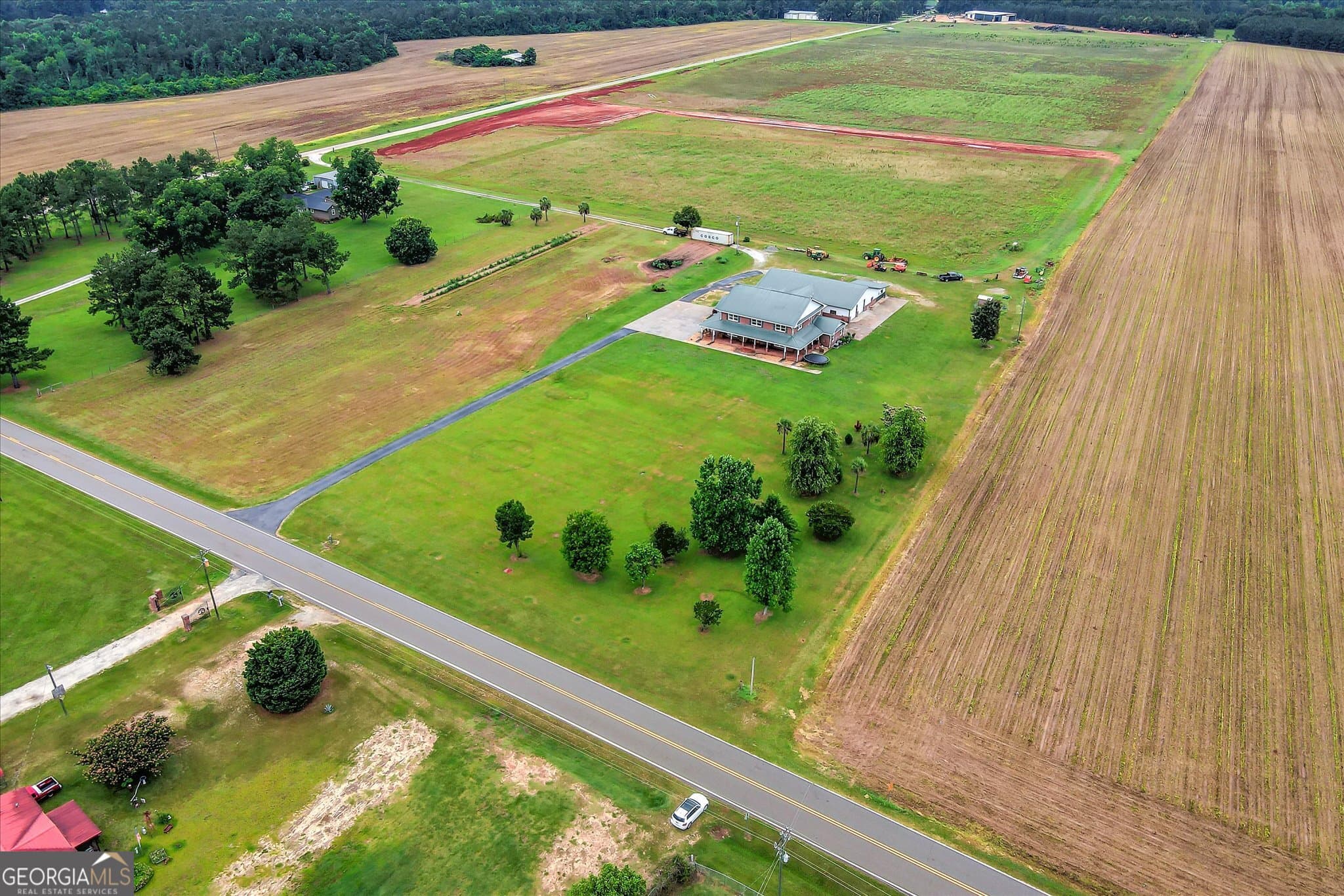 5 bedroom, 6 bathroom, 5,800 sq ft farm for sale at 7700 Clarks Mill Road, Louisville, GA 30434 — photo 6