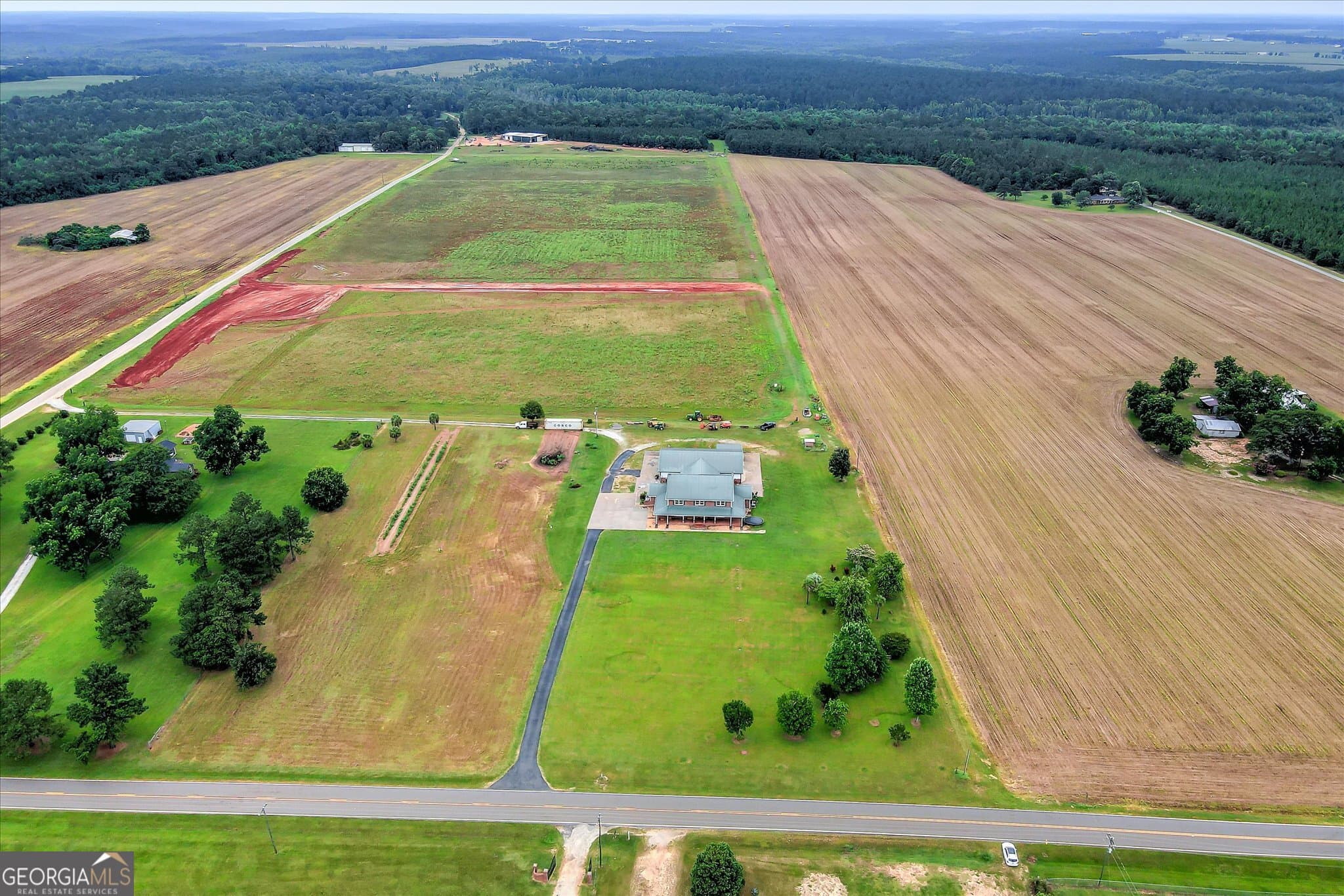 5 bedroom, 6 bathroom, 5,800 sq ft farm for sale at 7700 Clarks Mill Road, Louisville, GA 30434 — photo 8