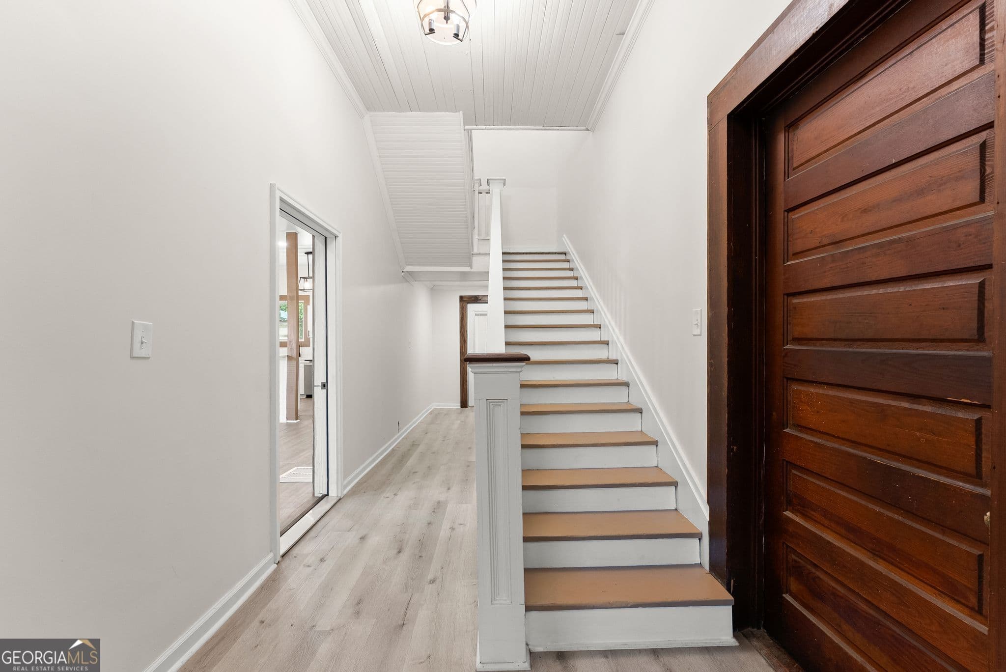 5 bedroom, 4 bathroom, 4,166 sq ft single family residence for sale at 2158 N Broad Street, Commerce, GA 30529 — photo 4