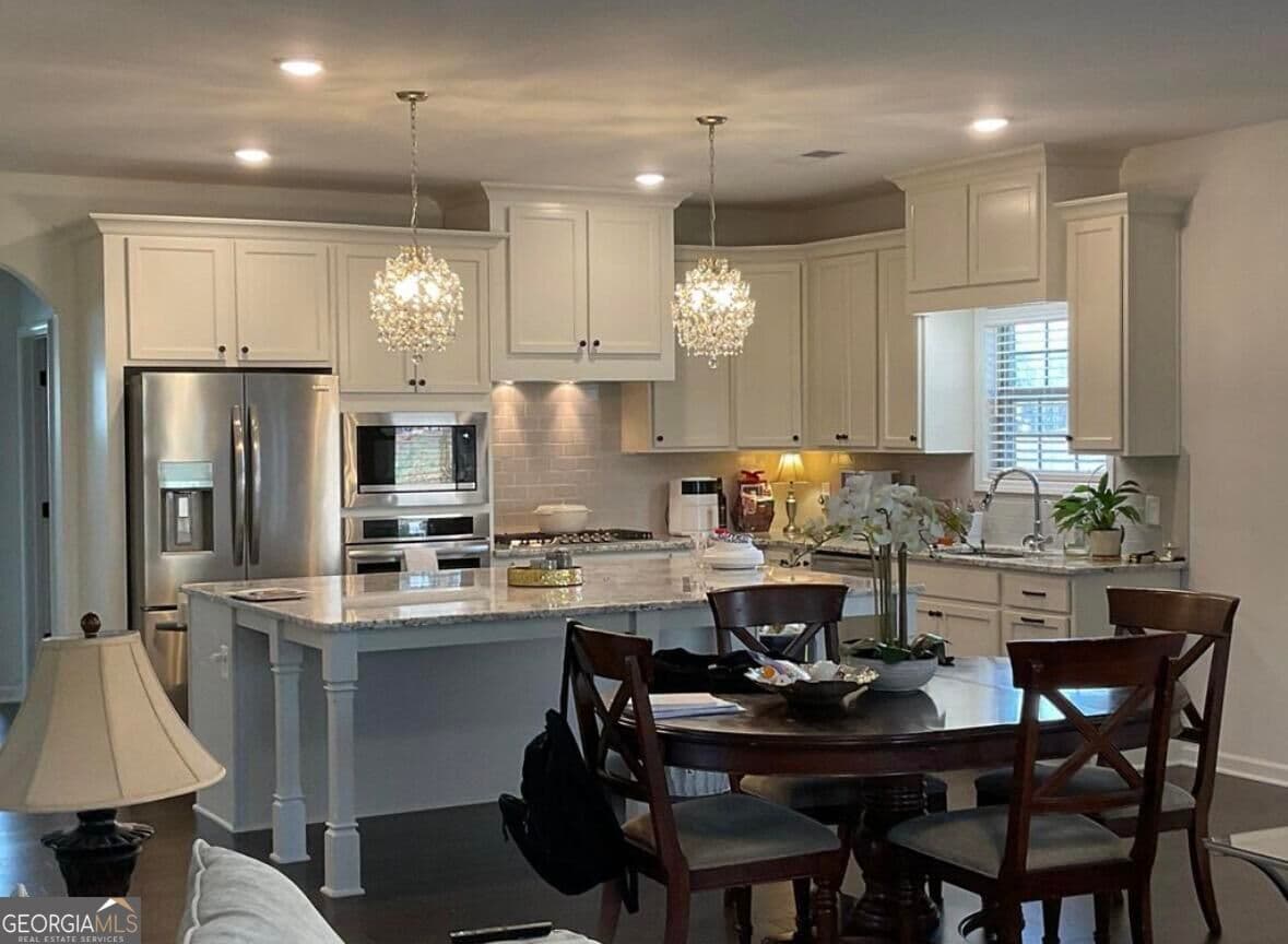 5 bedroom, 4 bathroom, 3,793 sq ft single family residence for sale at 3017 Calf Pasture Drive, Columbus, GA 31904 — photo 6