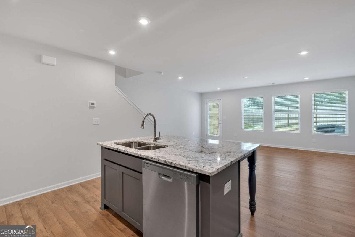 3 bedroom, 2.5 bathroom townhouse for sale at 105 Village Green Drive 171, Adairsville, GA 30103 — photo 7