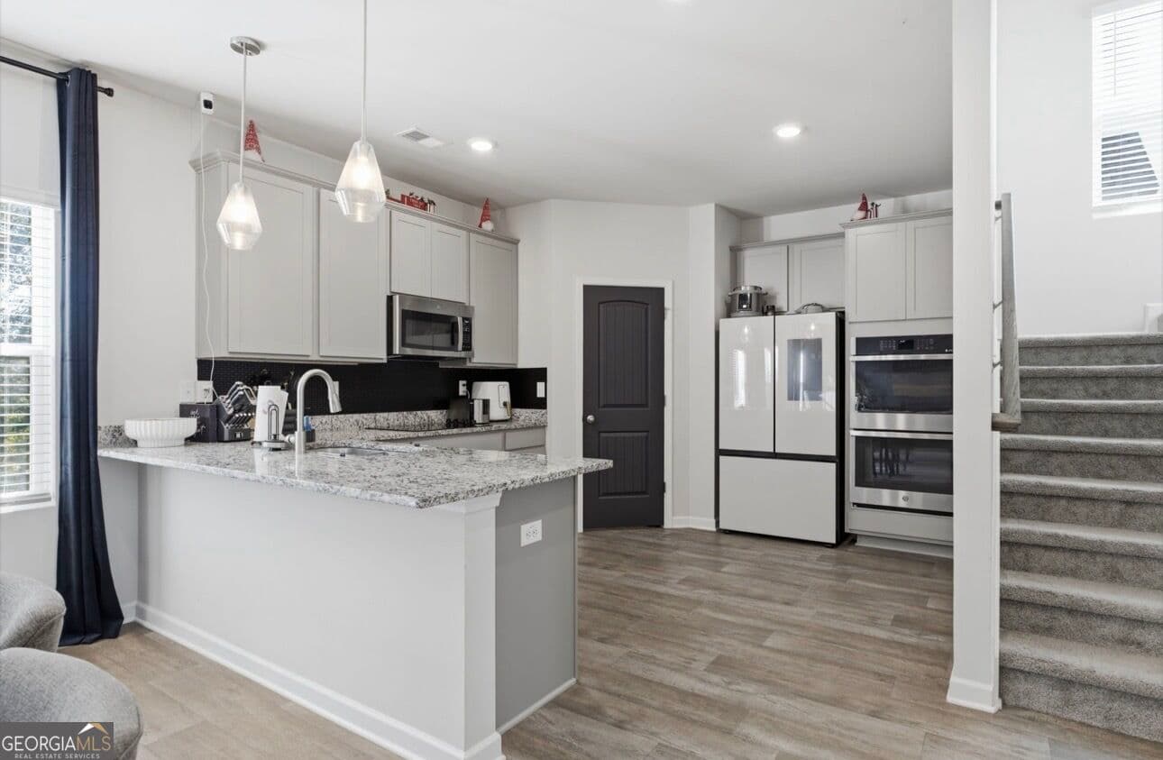 4 bedroom, 3 bathroom, 2,275 sq ft single family residence for sale at 480 Overlook Road, Covington, GA 30014 — photo 3
