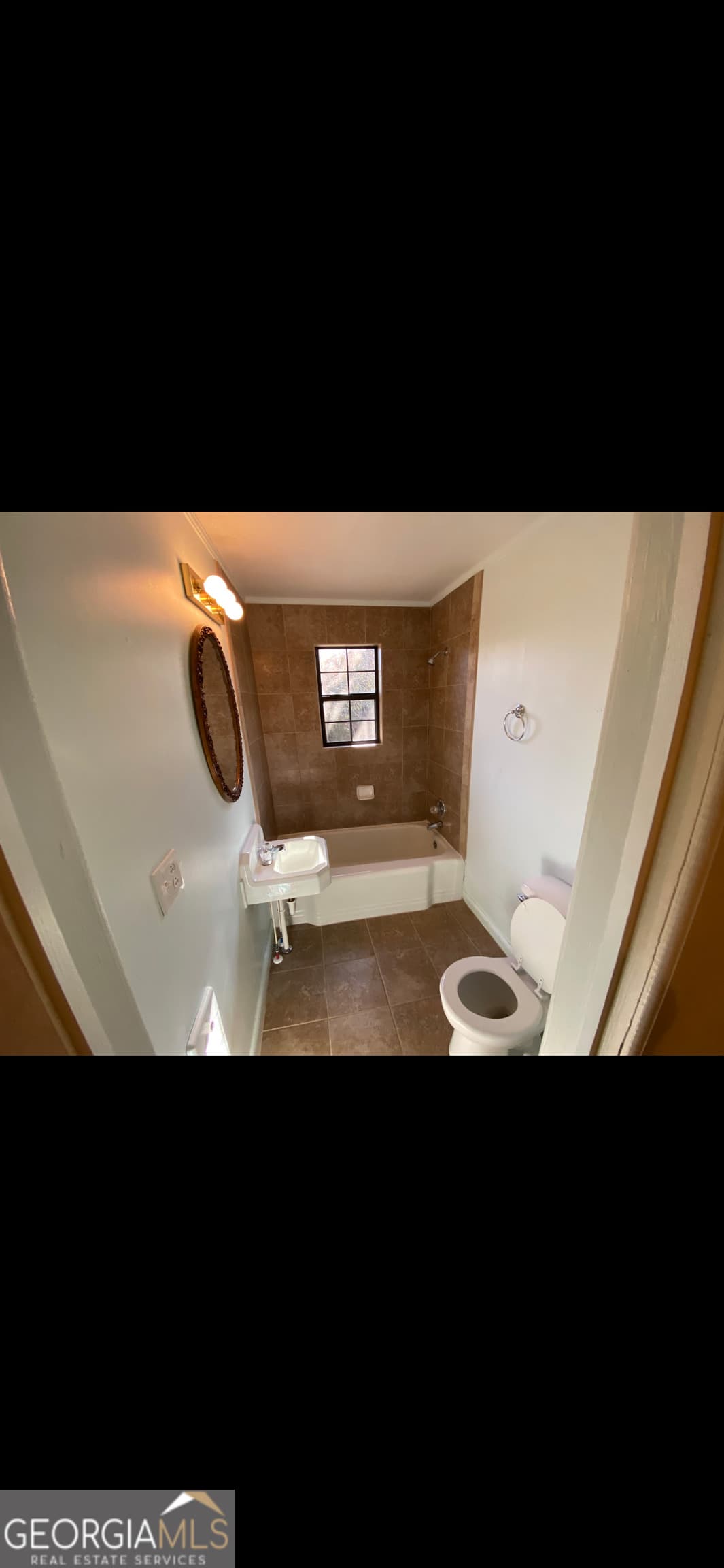 multi family,duplex for sale at 342 E Allen Street, Baxley, GA 31513 — photo 7