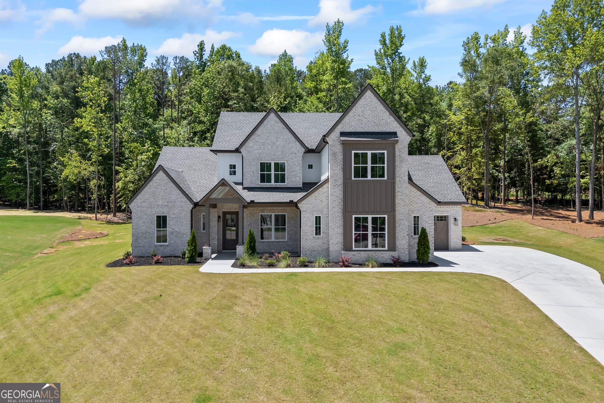 4 bedroom, 4.5 bathroom, 3,559 sq ft single family residence for sale at 205 Chariot Court, Jefferson, GA 30549