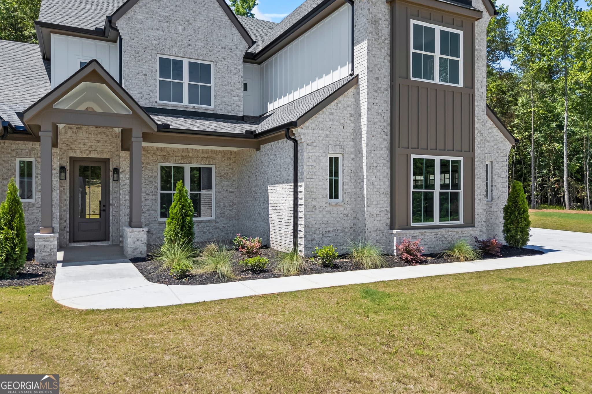 4 bedroom, 4.5 bathroom, 3,559 sq ft single family residence for sale at 205 Chariot Court, Jefferson, GA 30549 — photo 5