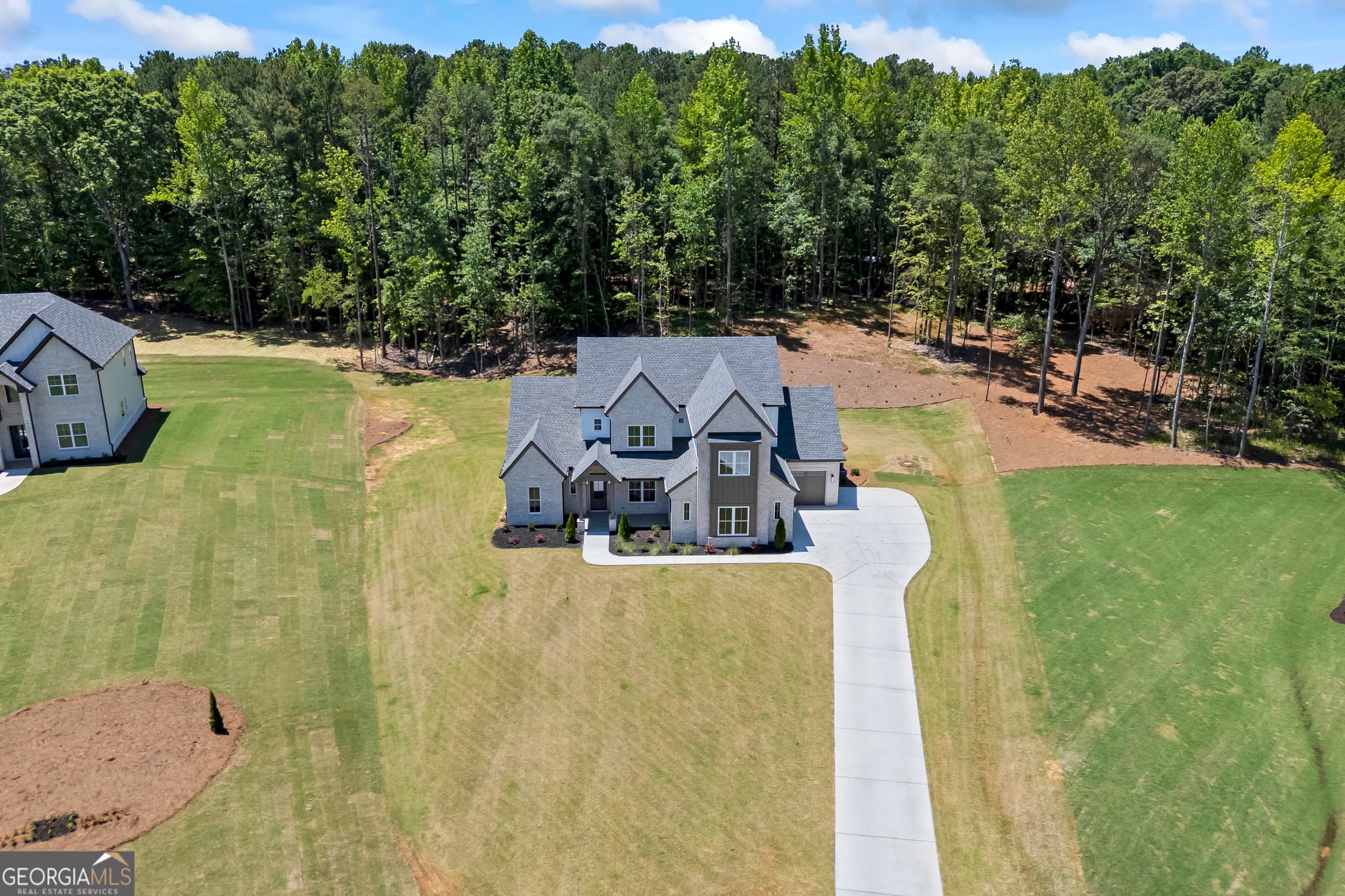 4 bedroom, 4.5 bathroom, 3,559 sq ft single family residence for sale at 205 Chariot Court, Jefferson, GA 30549 — photo 4