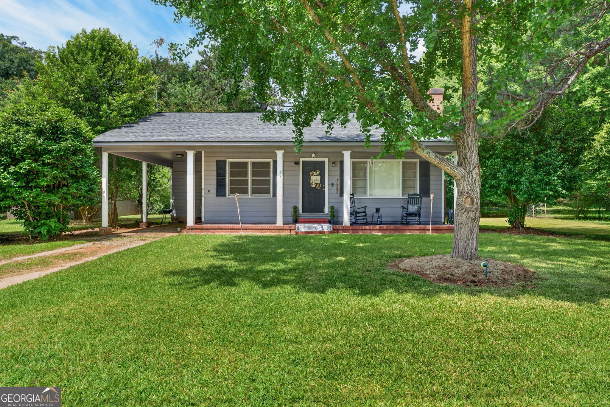 2 bedroom, 1 bathroom, 1,117 sq ft single family residence for sale at 419 Park Avenue, Fort Valley, GA 31030