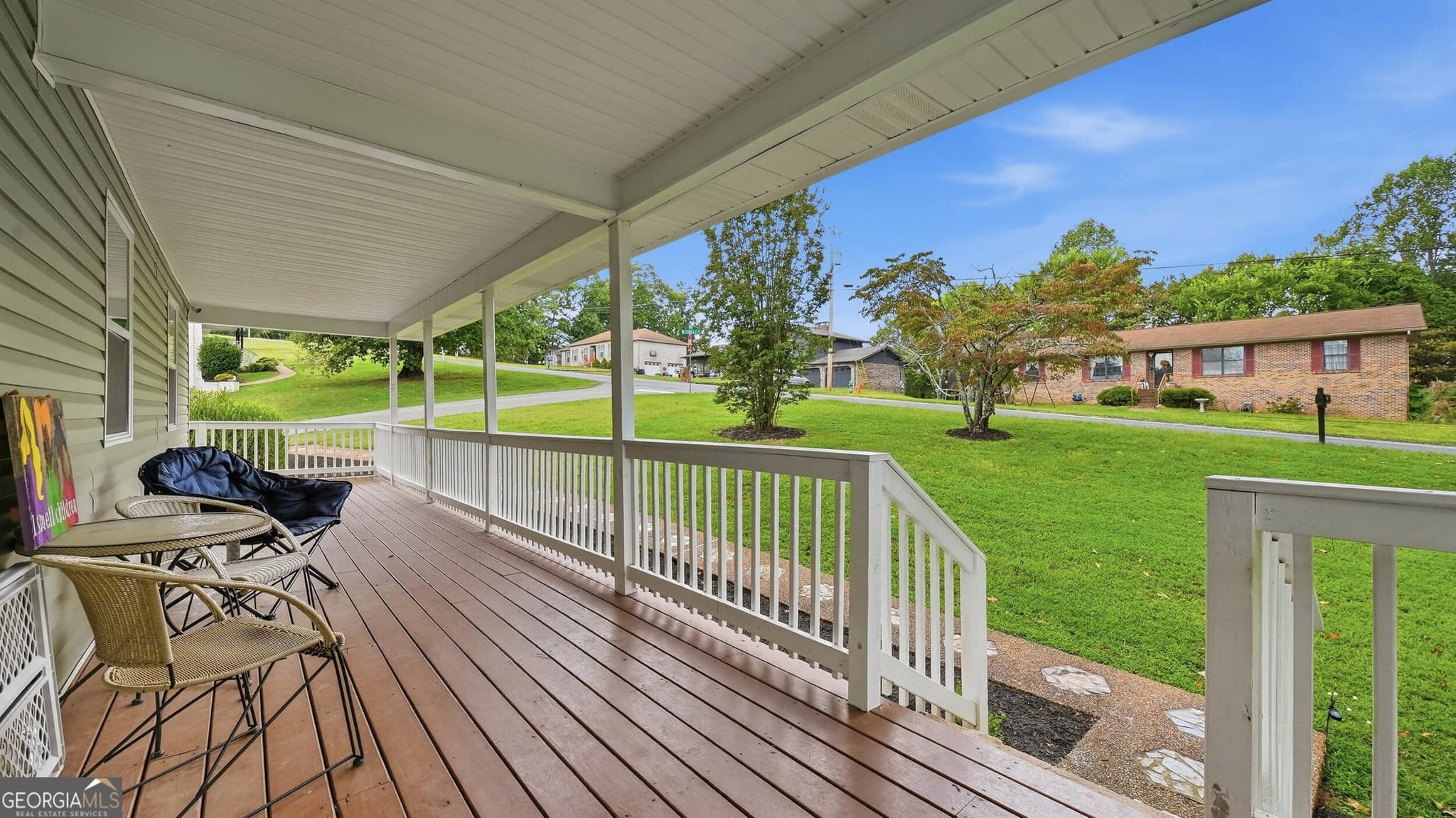 3 bedroom, 3 bathroom, 1,964 sq ft single family residence for sale at 734 Crestridge Drive, Rossville, GA 30741 — photo 4