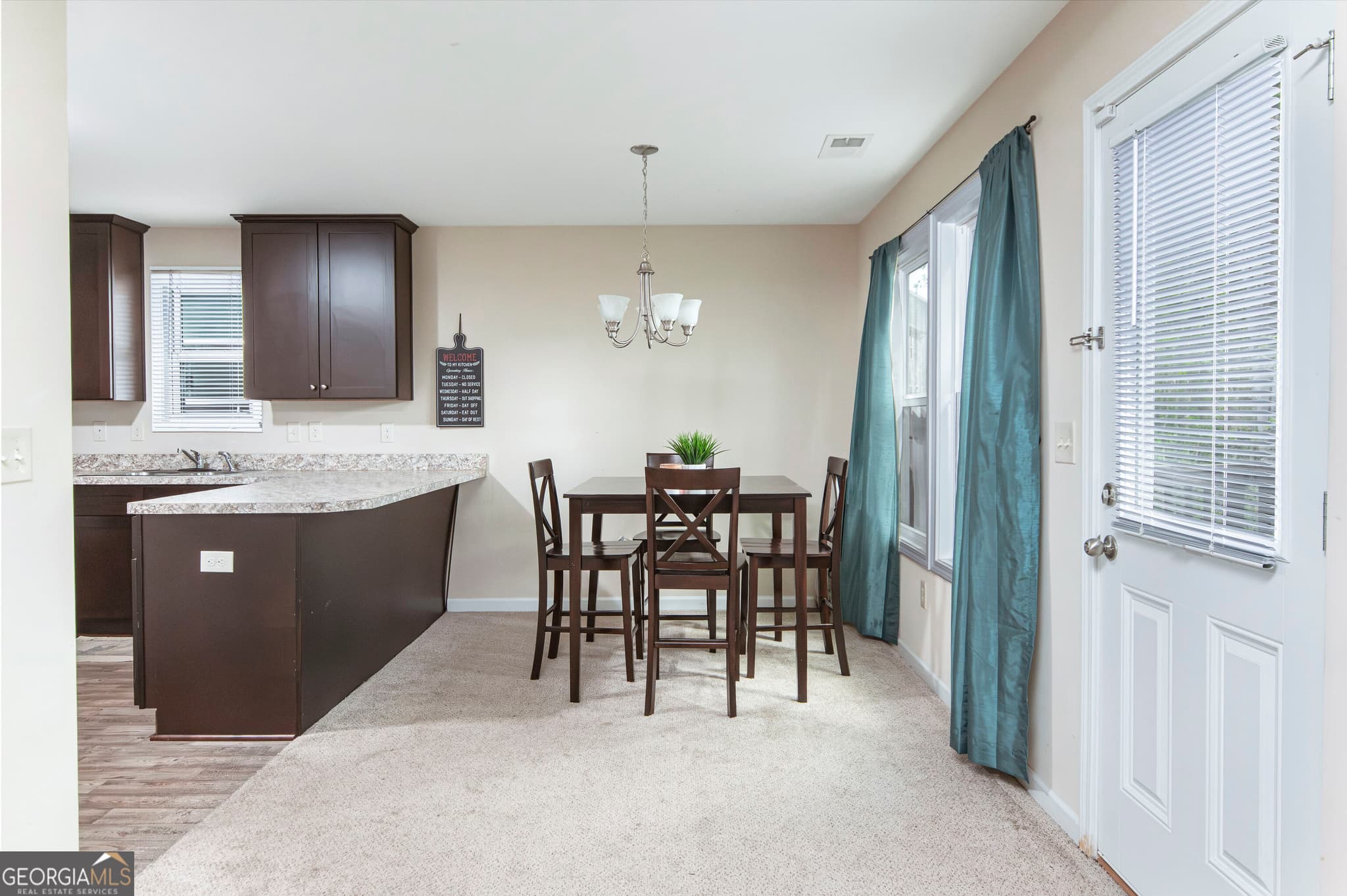 3 bedroom, 2.5 bathroom, 1,733 sq ft single family residence for sale at 617 Arrowhead Drive, Dallas, GA 30132 — photo 7