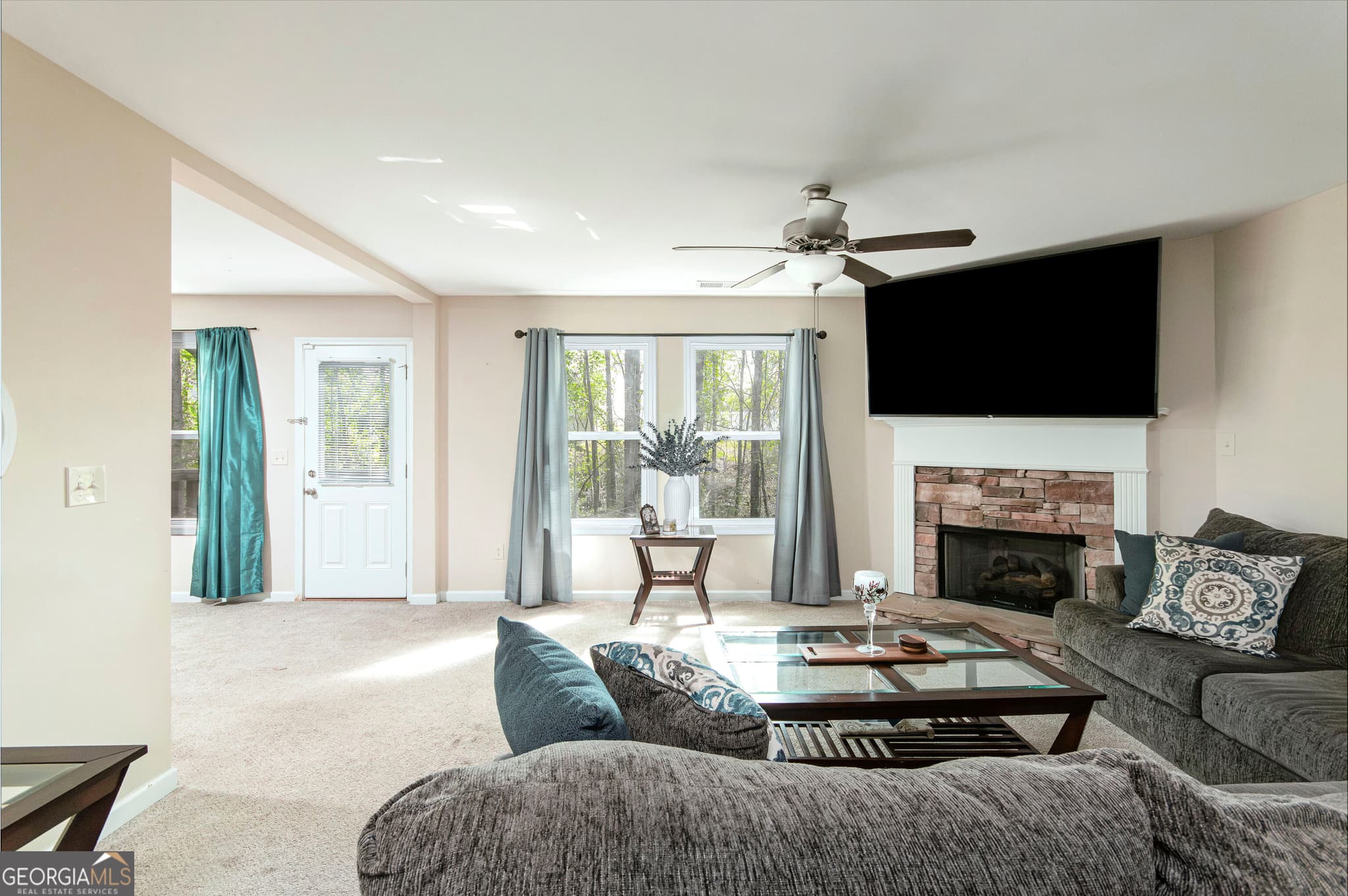 3 bedroom, 2.5 bathroom, 1,733 sq ft single family residence for sale at 617 Arrowhead Drive, Dallas, GA 30132 — photo 5