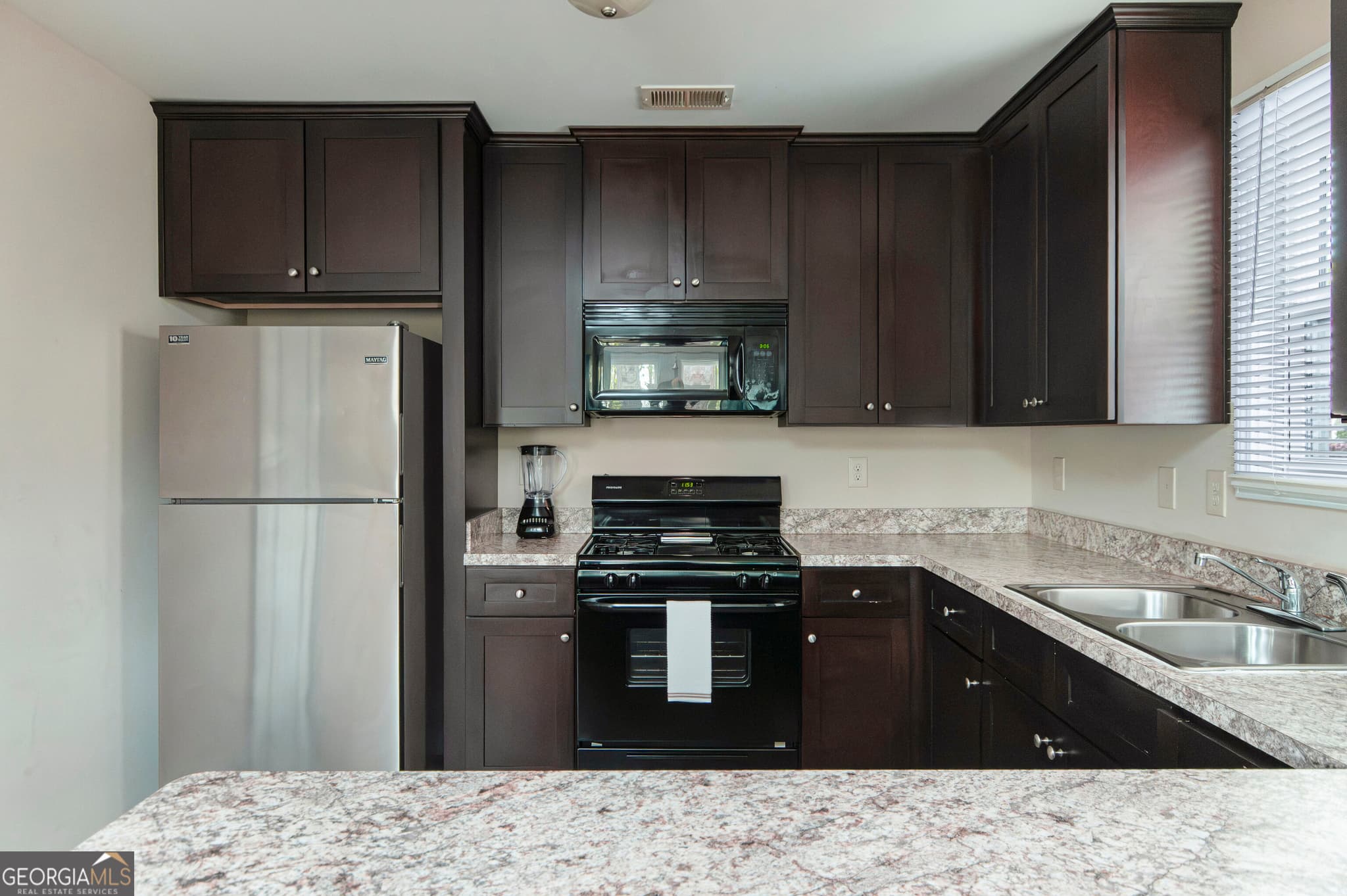 3 bedroom, 2.5 bathroom, 1,733 sq ft single family residence for sale at 617 Arrowhead Drive, Dallas, GA 30132 — photo 10
