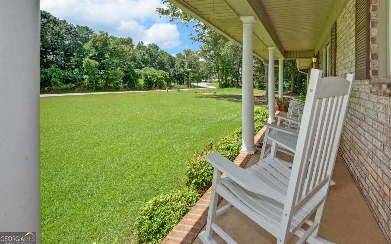 3 bedroom, 2 bathroom, 1,660 sq ft single family residence for sale at 1398 Cleveland Mill Road, Hartwell, GA 30643 — photo 4