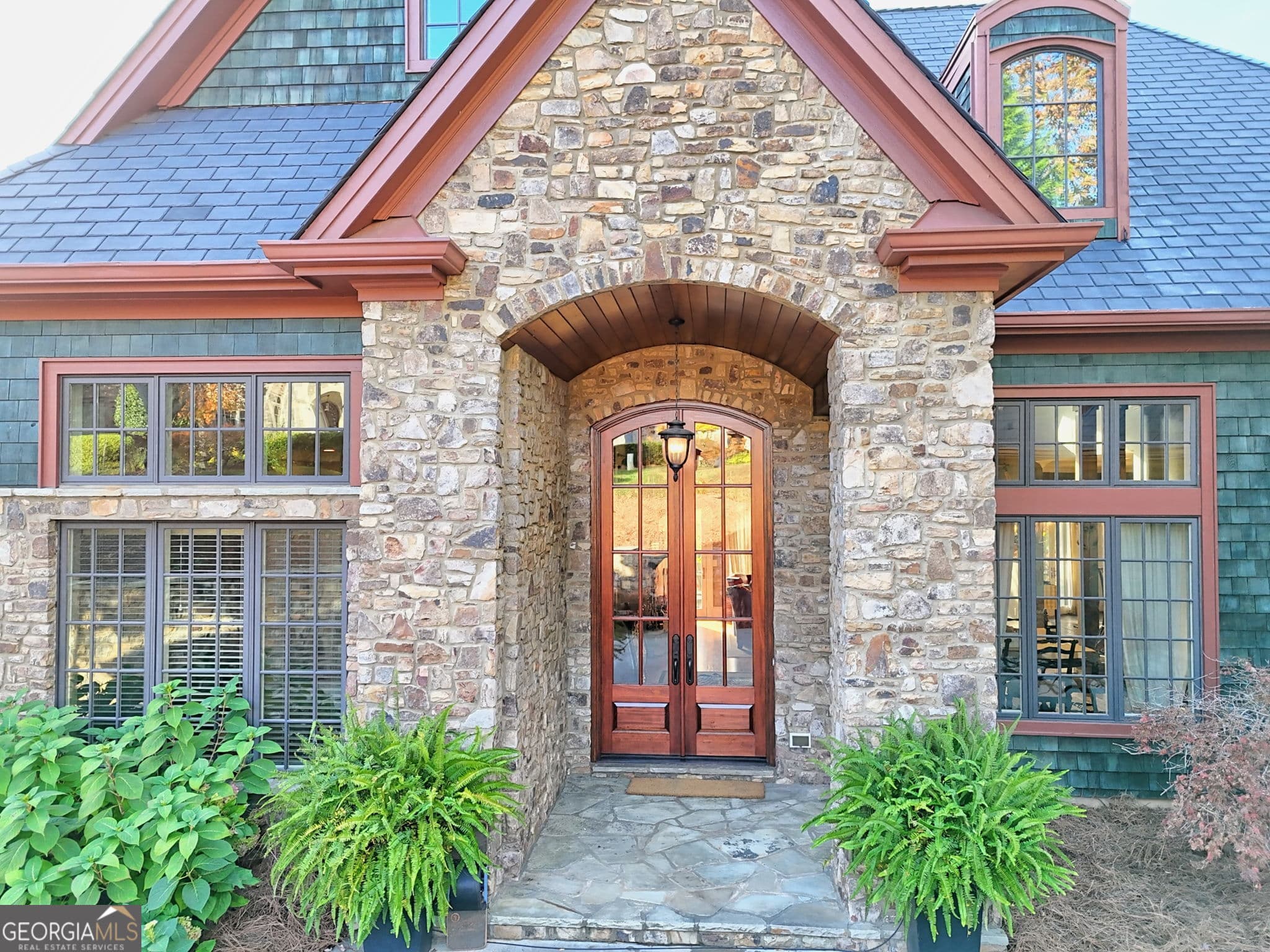 6 bedroom, 6.5 bathroom, 5,348 sq ft single family residence under contract at 689 Waterfall Drive, Clayton, GA 30525 — photo 6