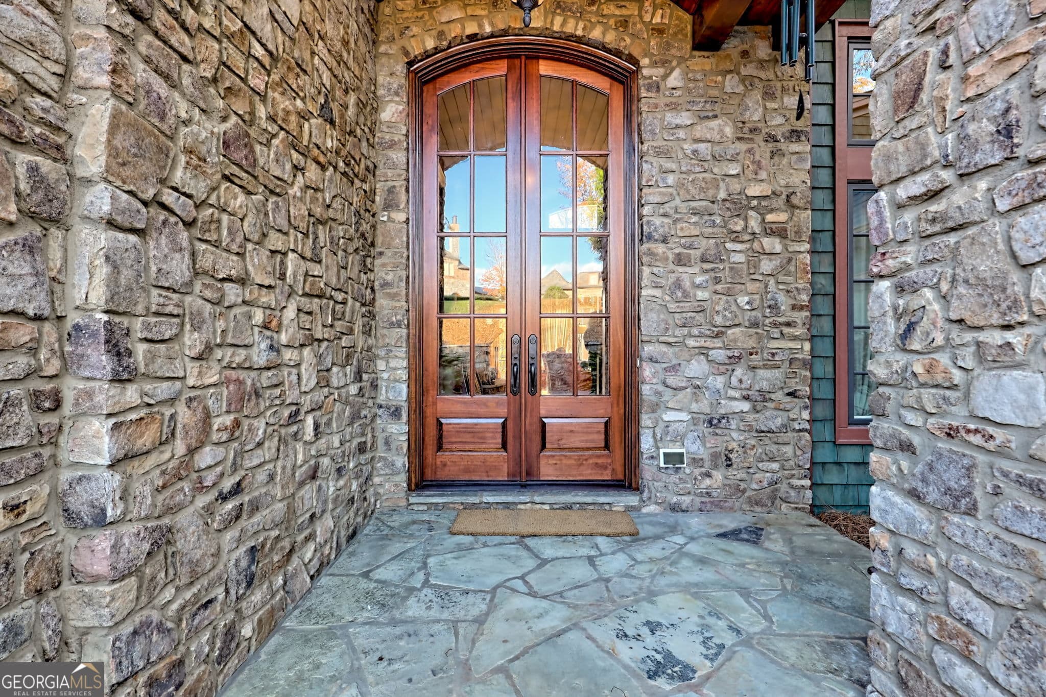 6 bedroom, 6.5 bathroom, 5,348 sq ft single family residence under contract at 689 Waterfall Drive, Clayton, GA 30525 — photo 7