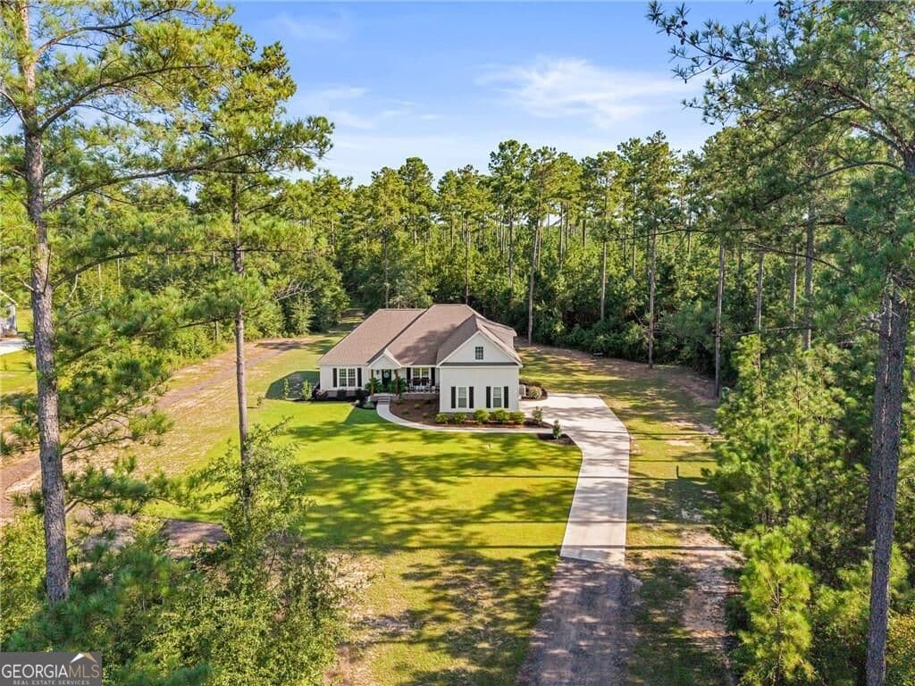 4 bedroom, 3 bathroom, 2,261 sq ft single family residence for sale at 1396 Lotts Creek Road, Statesboro, GA 30458 — photo 2