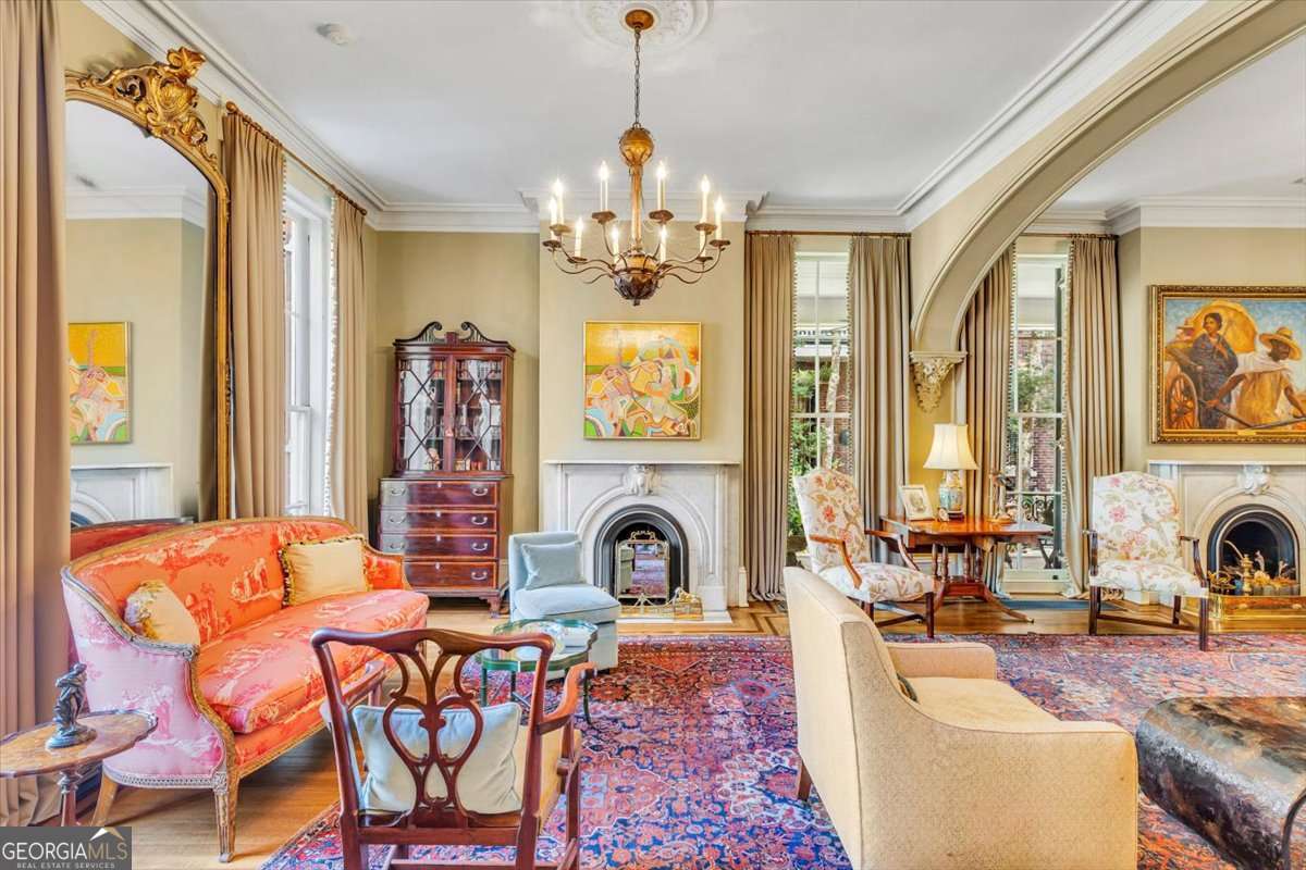 4 bedroom, 5 bathroom, 7,162 sq ft single family residence for sale at 211 E Charlton Street, Savannah, GA 31401 — photo 5