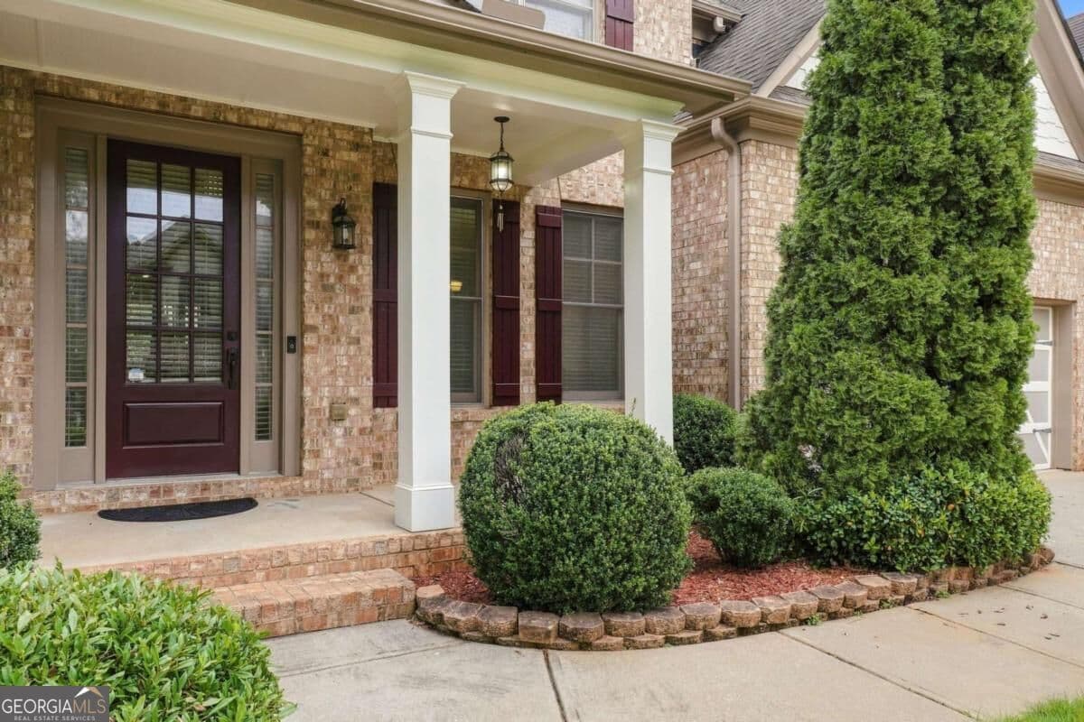 5 bedroom, 4 bathroom, 3,495 sq ft single family residence for sale at 3413 Willow Glen Trail, Suwanee, GA 30024 — photo 5