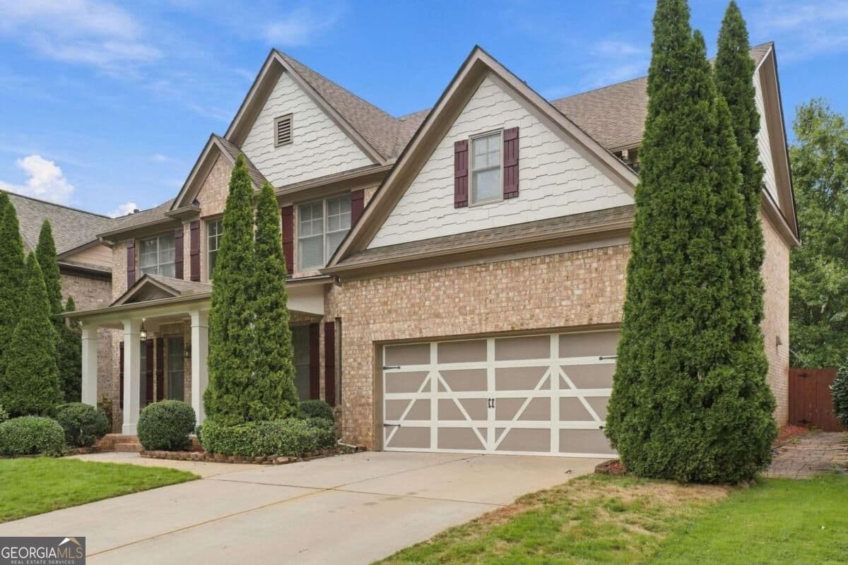 5 bedroom, 4 bathroom, 3,495 sq ft single family residence for sale at 3413 Willow Glen Trail, Suwanee, GA 30024 — photo 4