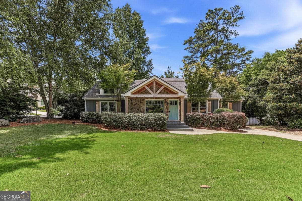 5 bedroom, 4.5 bathroom, 3,080 sq ft single family residence for sale at 590 McWhorter Drive, Athens, GA 30606 — photo 1 of 60