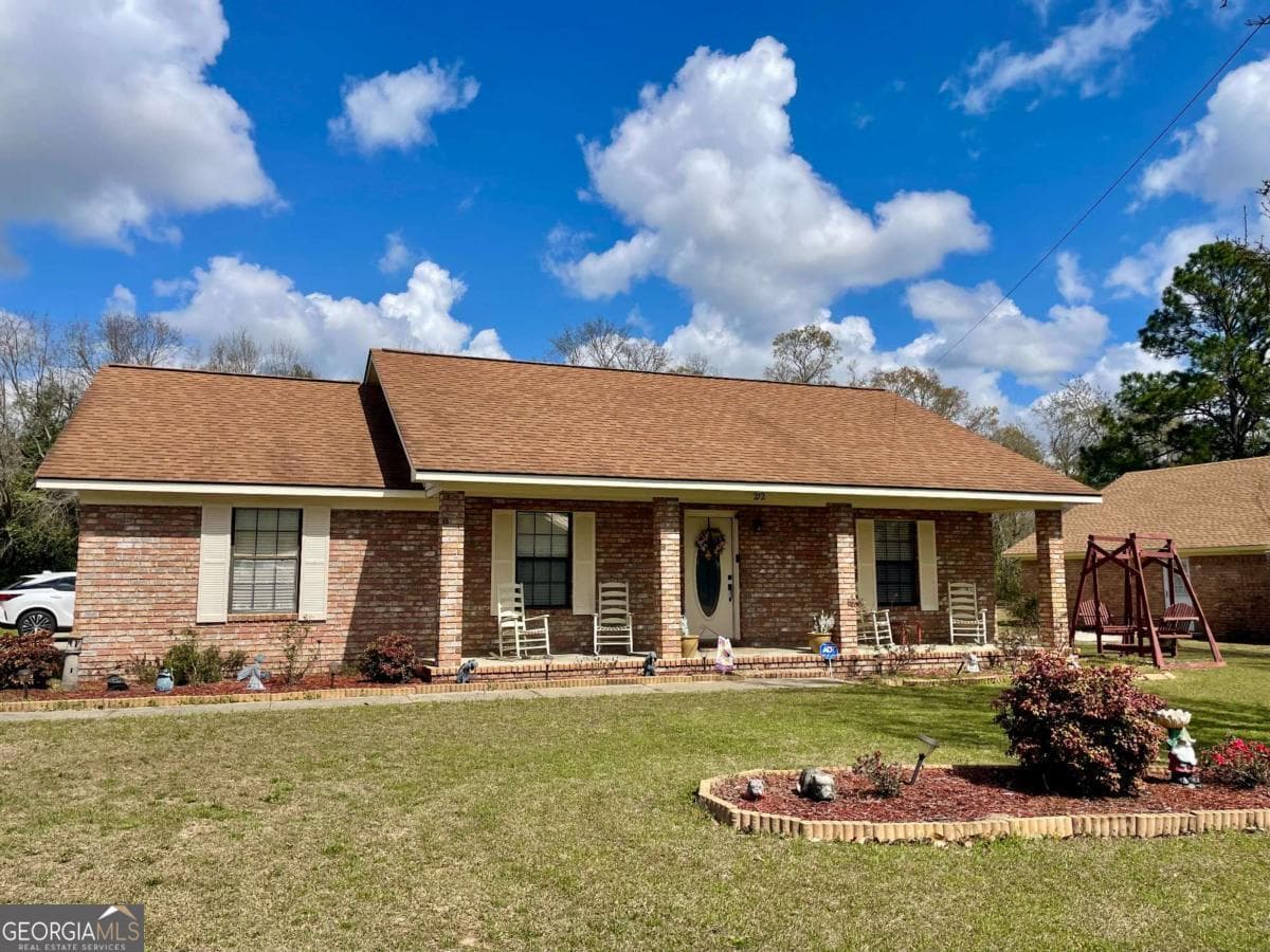212 Rustin Street, Glennville, GA 30427 — most recent listing photo