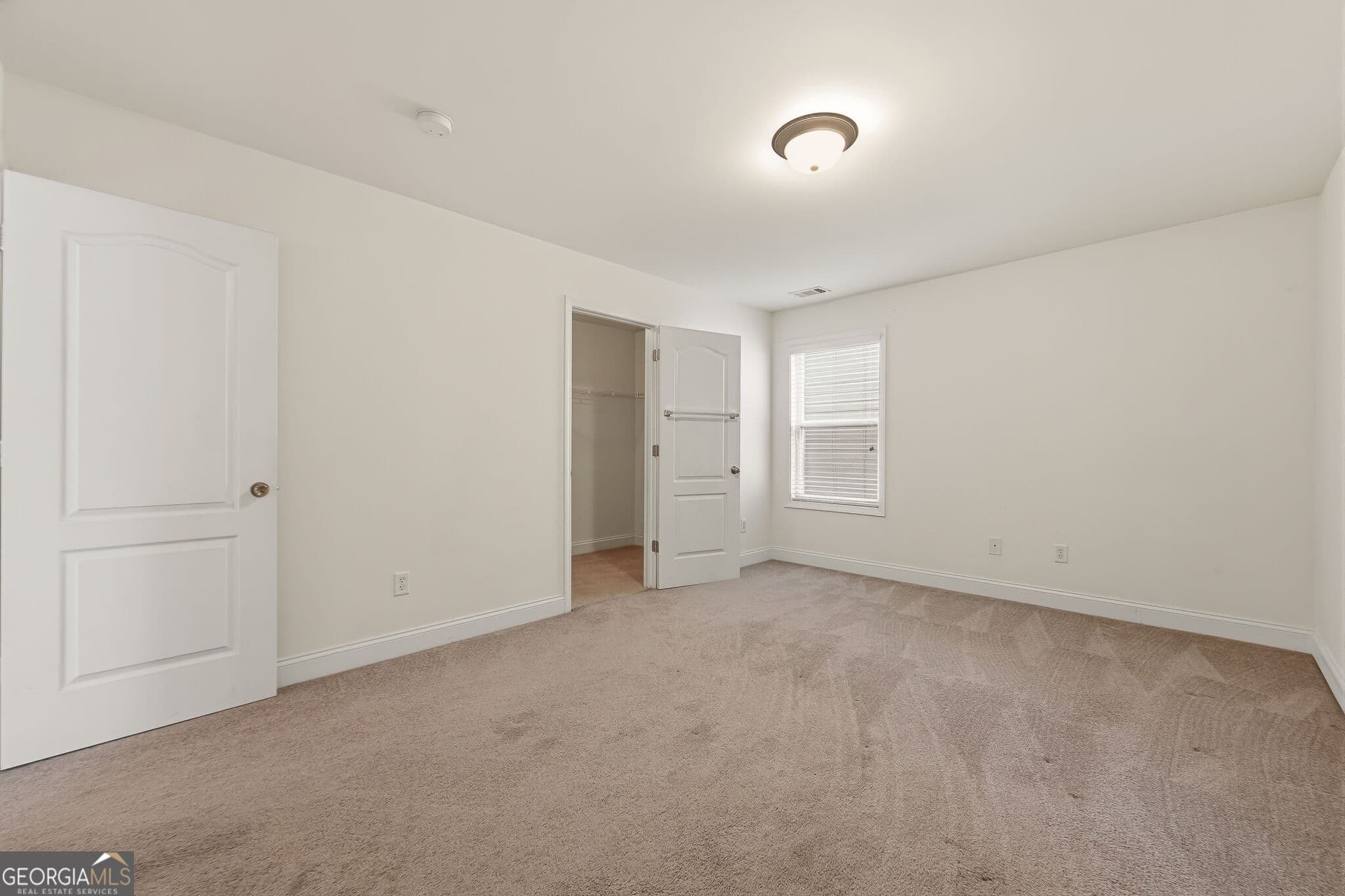 5 bedroom, 4 bathroom, 4,240 sq ft single family residence for sale at 5617 Dendy Trace, Fairburn, GA 30213 — photo 8