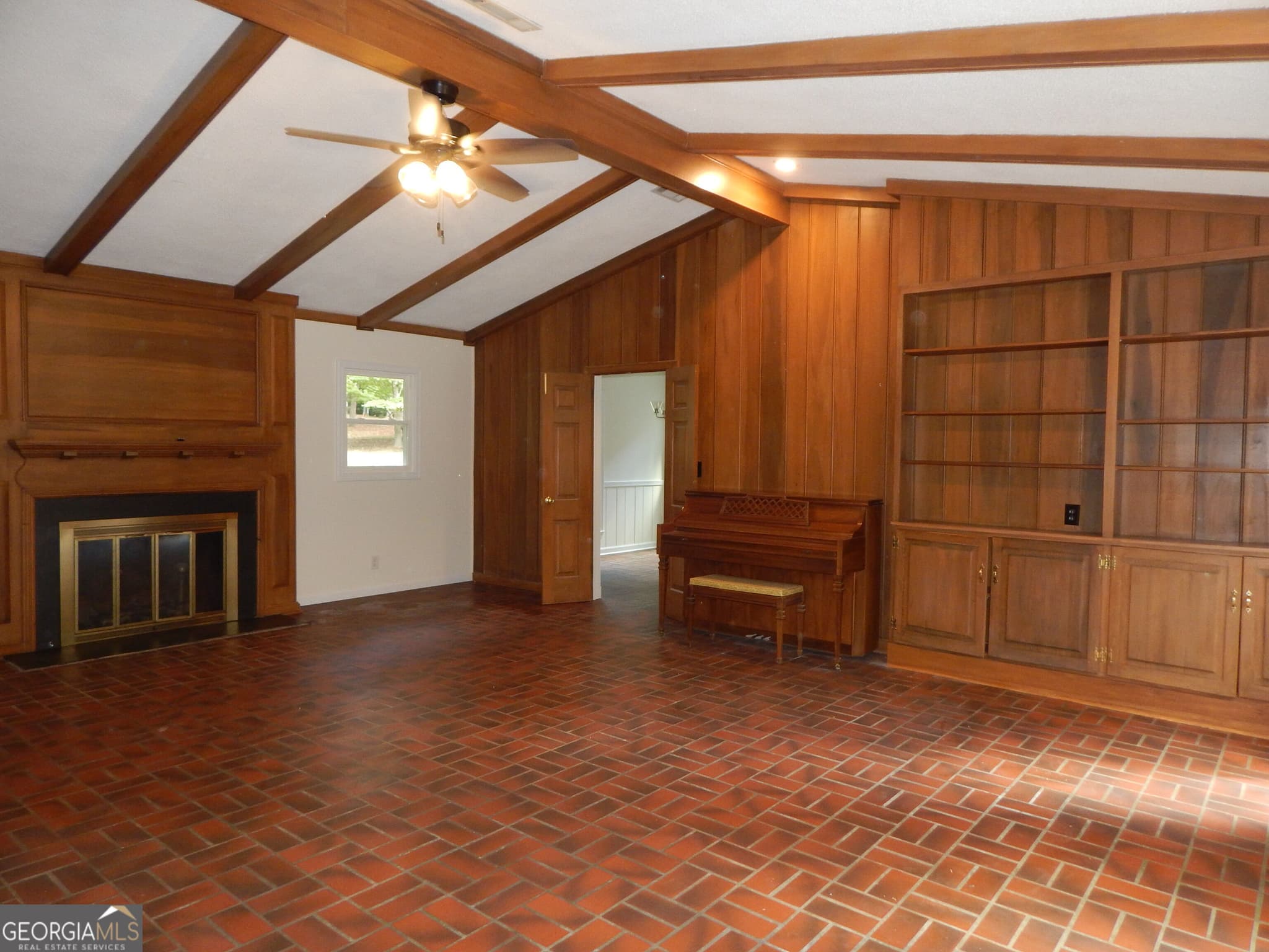 4 bedroom, 3.5 bathroom, 3,300 sq ft single family residence for sale at 887 Cameron Mill Road, Lagrange, GA 30240 — photo 5
