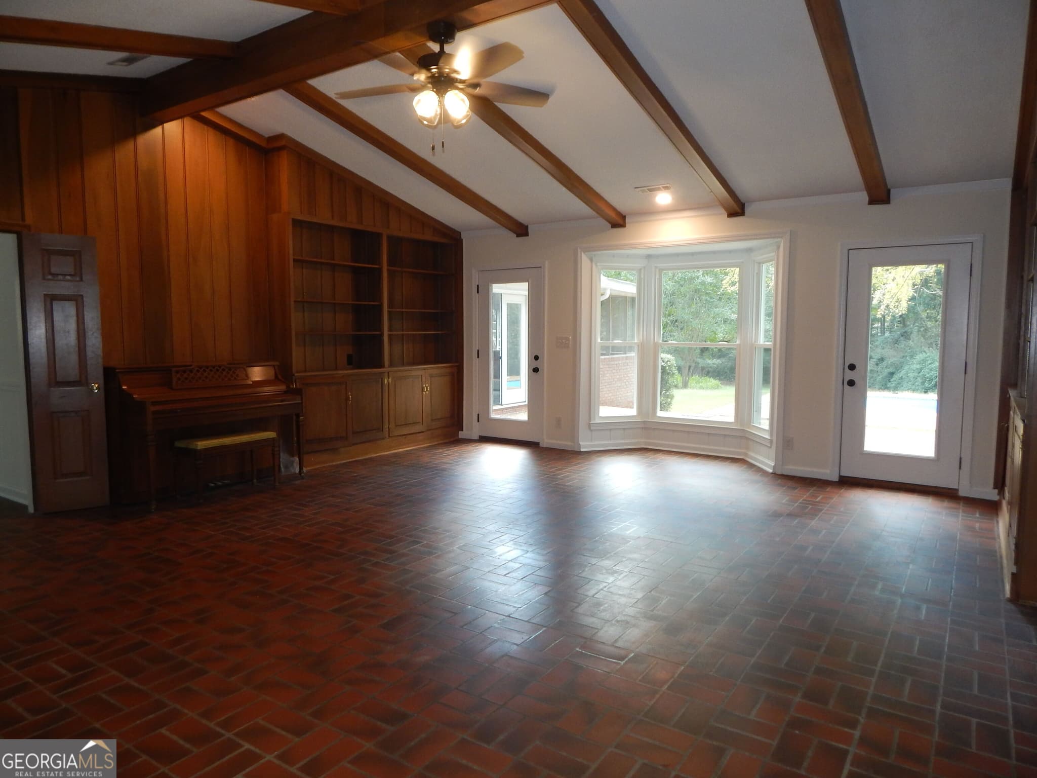 4 bedroom, 3.5 bathroom, 3,300 sq ft single family residence for sale at 887 Cameron Mill Road, Lagrange, GA 30240 — photo 4