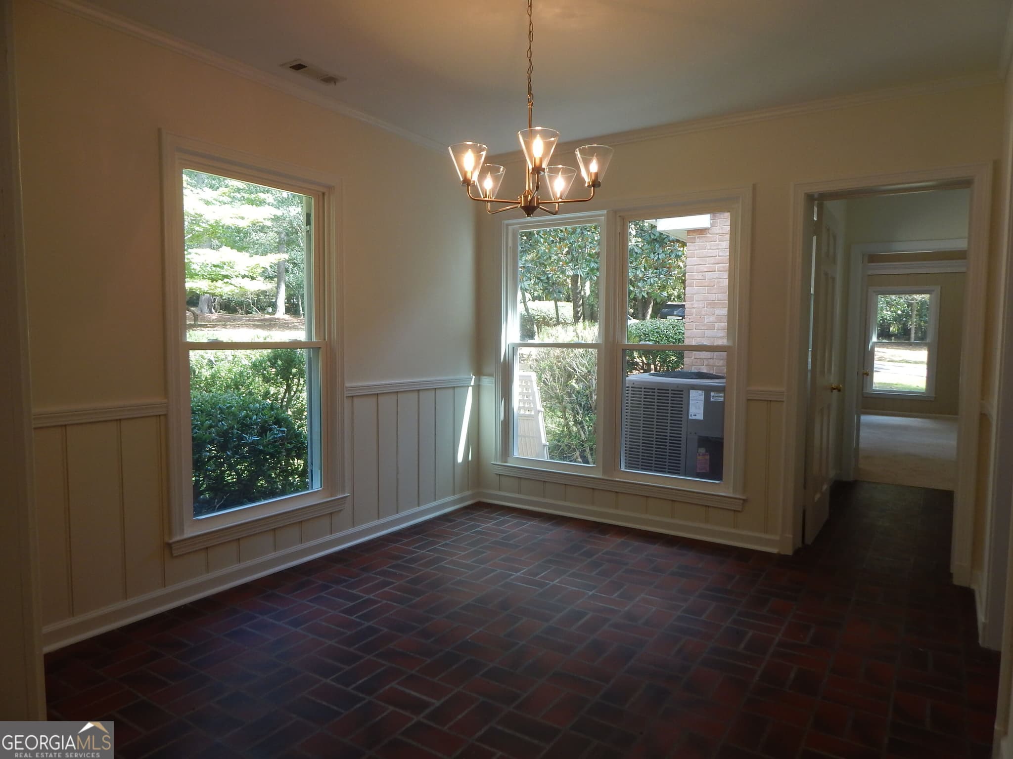 4 bedroom, 3.5 bathroom, 3,300 sq ft single family residence for sale at 887 Cameron Mill Road, Lagrange, GA 30240 — photo 8