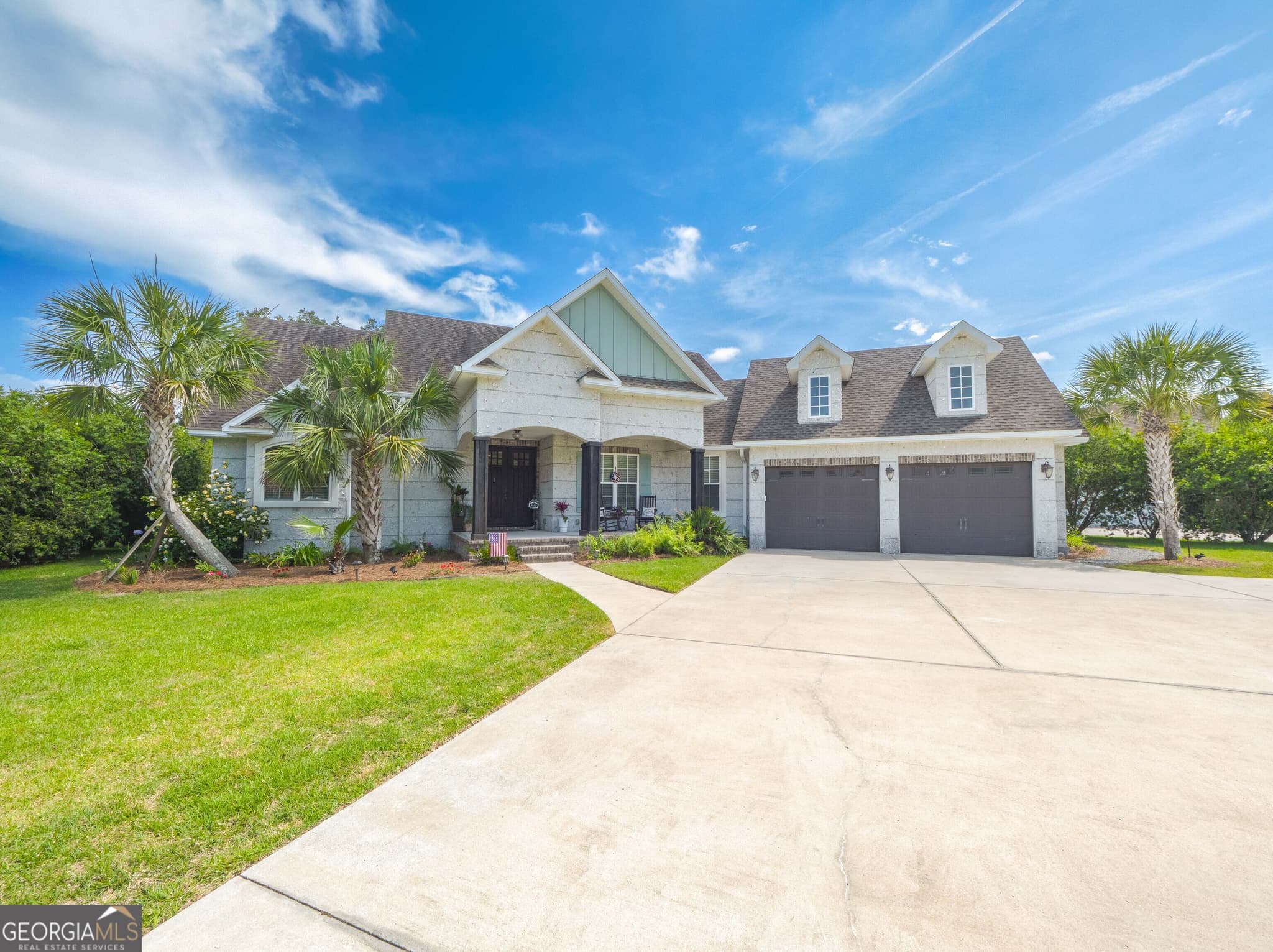 5 bedroom, 3 bathroom, 2,801 sq ft single family residence for sale at 79 Manatee Court, Waverly, GA 31565