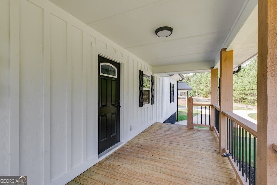 3 bedroom, 2 bathroom, 1,564 sq ft single family residence for sale at 103 Tiffany Drive, Franklin, GA 30217 — photo 2