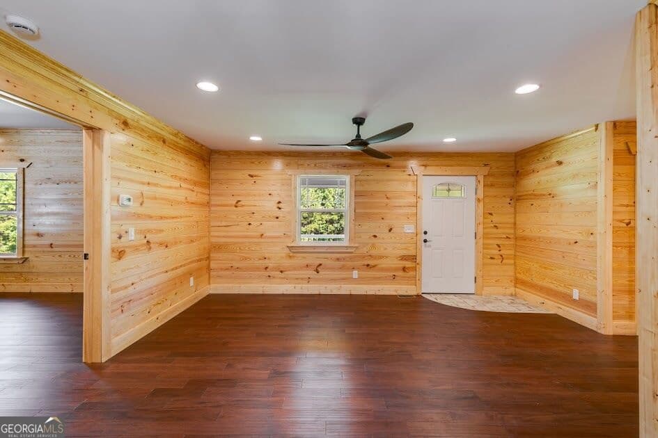 3 bedroom, 2 bathroom, 1,564 sq ft single family residence for sale at 103 Tiffany Drive, Franklin, GA 30217 — photo 5