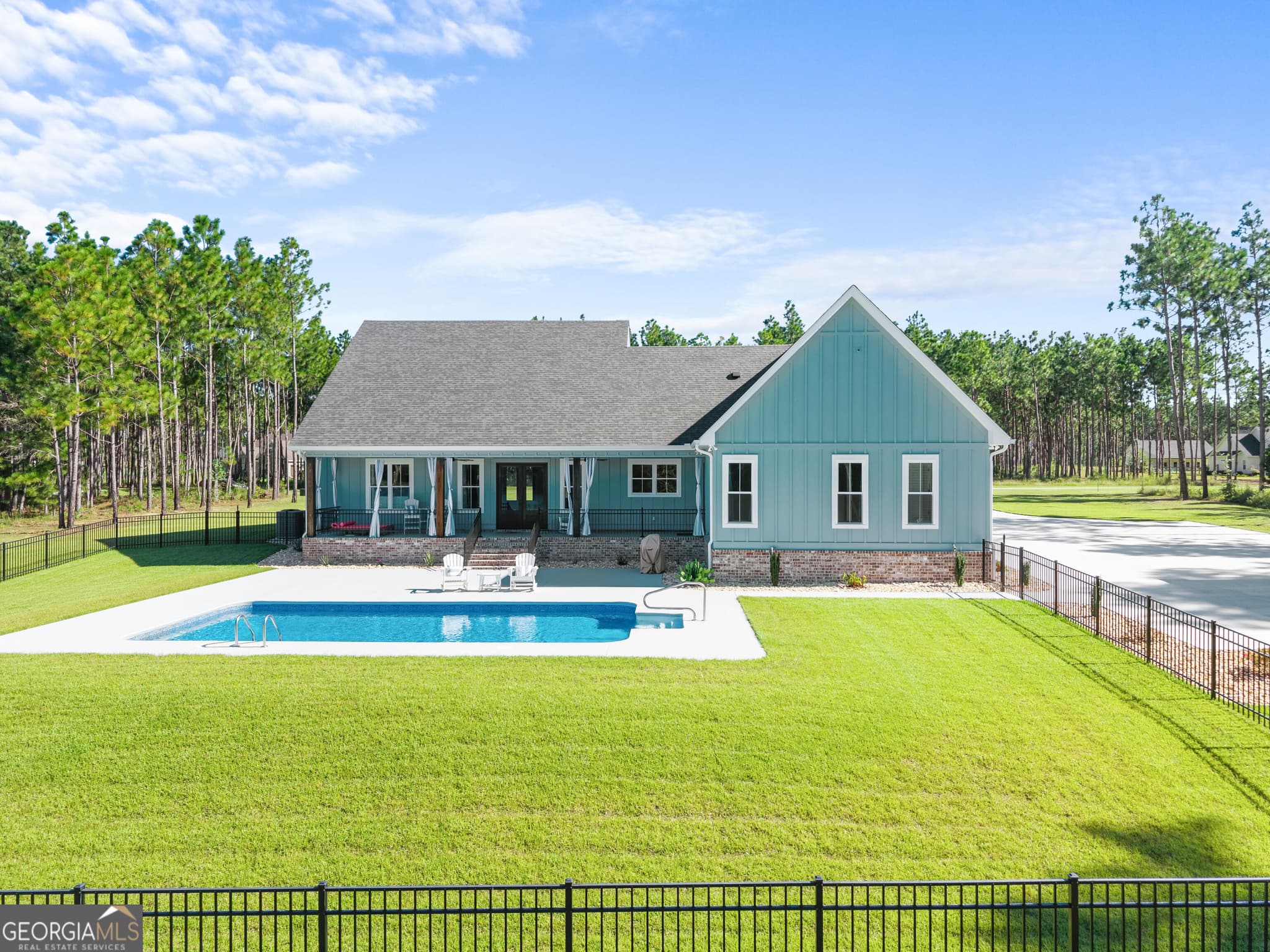 4 bedroom, 3.5 bathroom, 2,700 sq ft single family residence for sale at 122 E Lake Drive, Statesboro, GA 30458 — photo 6