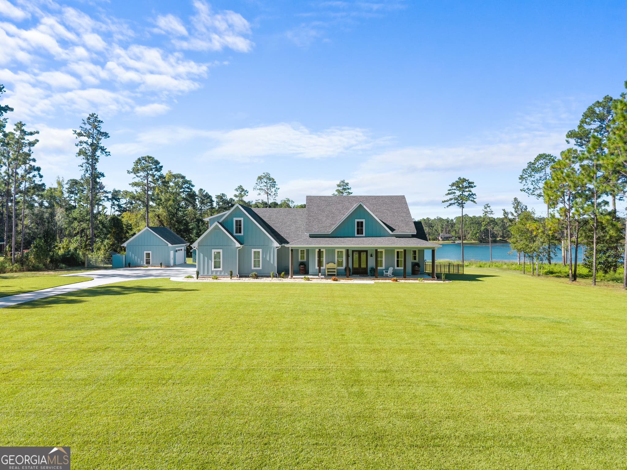 4 bedroom, 3.5 bathroom, 2,700 sq ft single family residence for sale at 122 E Lake Drive, Statesboro, GA 30458