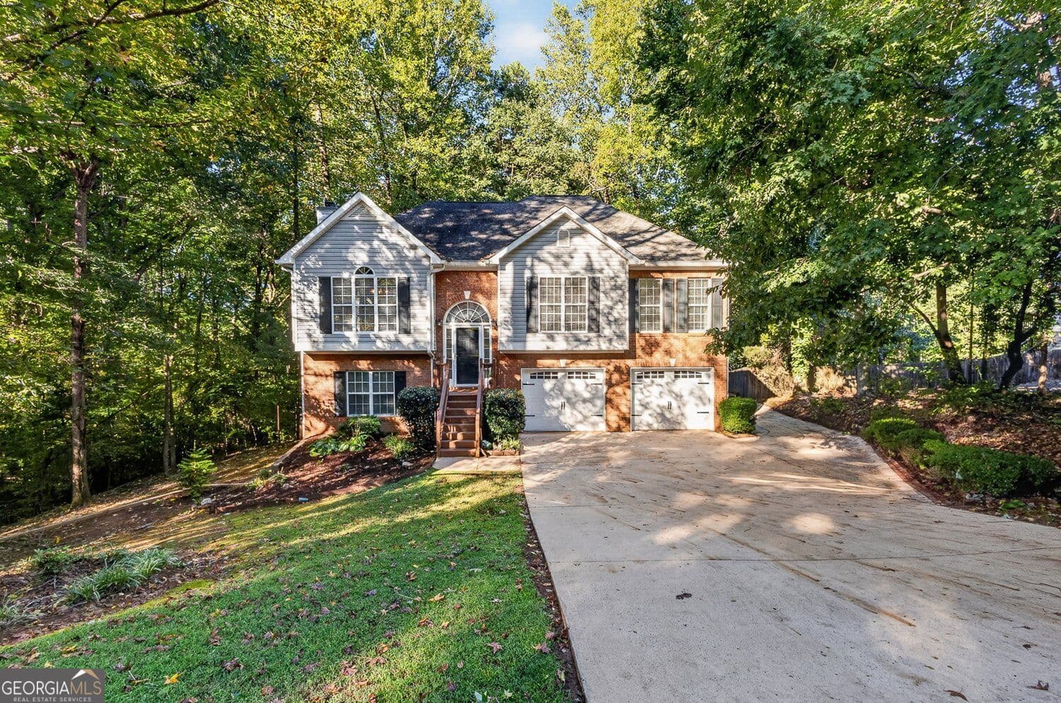 4 bedroom, 3 bathroom, 2,327 sq ft single family residence for sale at 1980 Lanier Heights Drive, Cumming, GA 30041 — photo 1 of 38