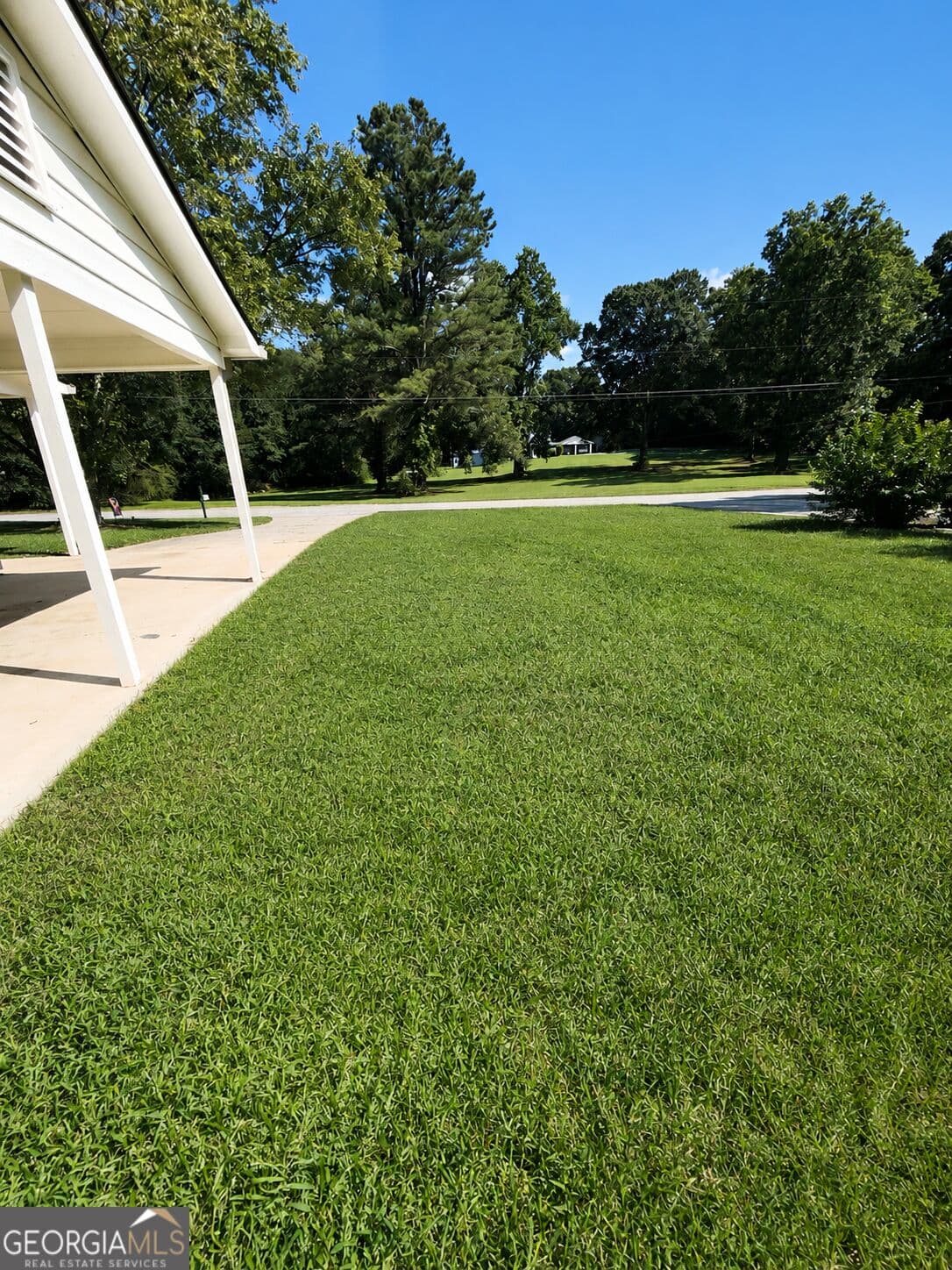 3 bedroom, 2 bathroom, 1,152 sq ft single family residence for sale at 210 Pine Valley Drive, Powder Springs, GA 30127 — photo 3