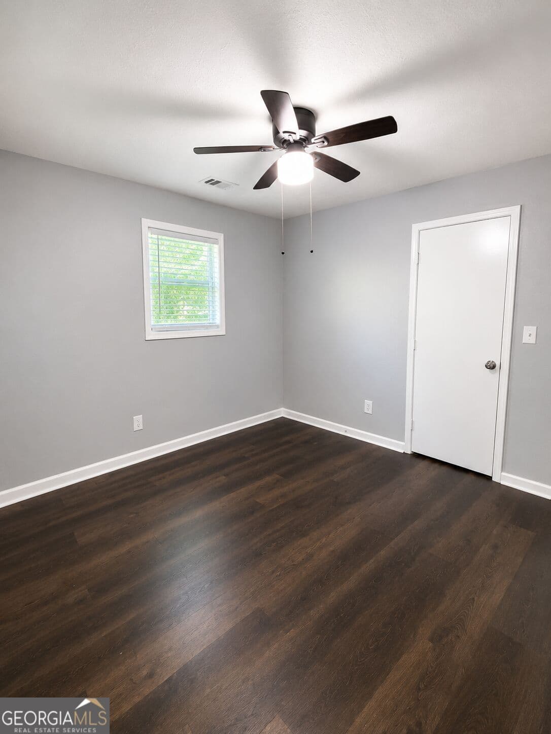 3 bedroom, 2 bathroom, 1,152 sq ft single family residence for sale at 210 Pine Valley Drive, Powder Springs, GA 30127 — photo 9