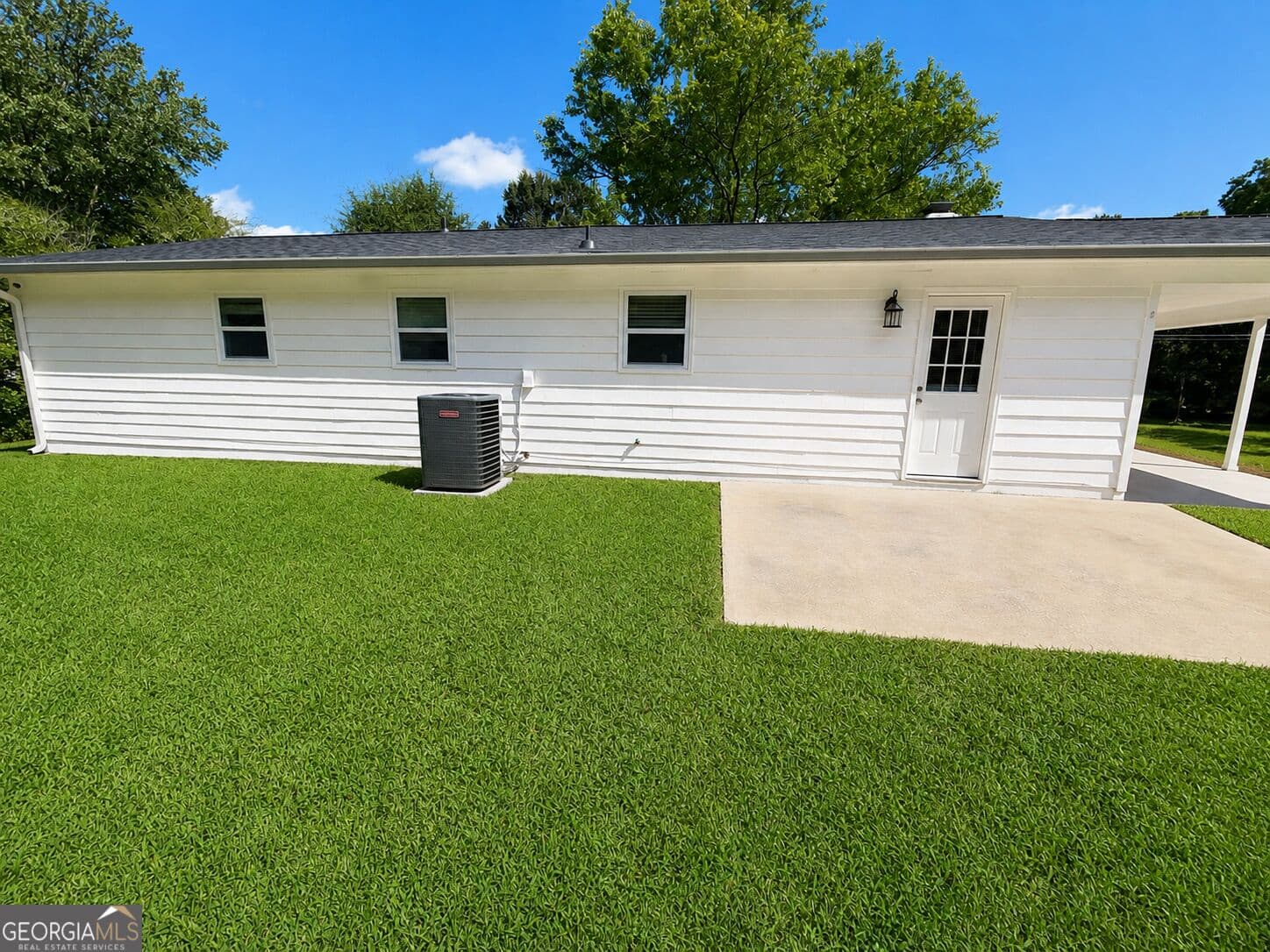 3 bedroom, 2 bathroom, 1,152 sq ft single family residence for sale at 210 Pine Valley Drive, Powder Springs, GA 30127 — photo 4