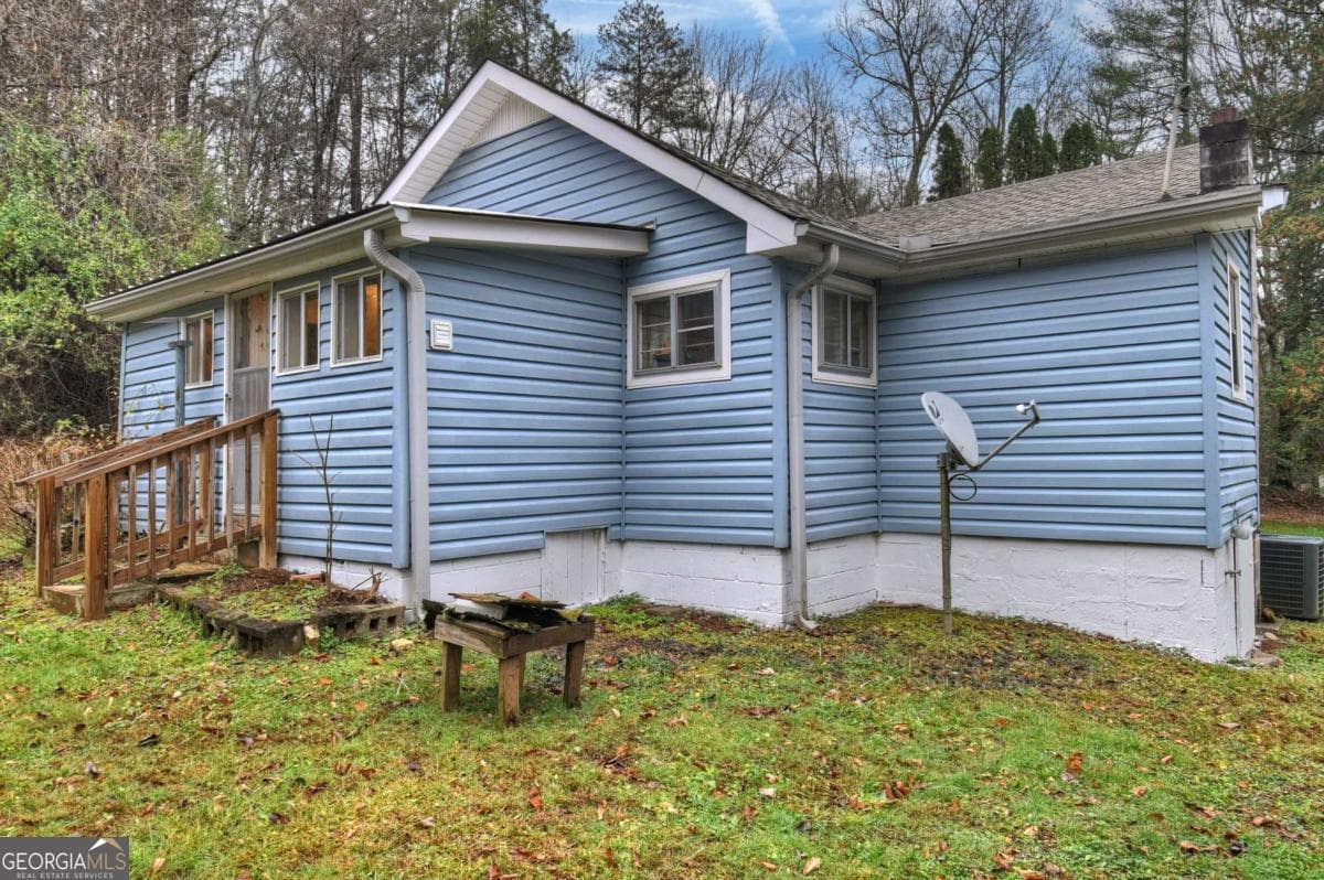 4 bedroom, 1.5 bathroom, 1,036 sq ft single family residence for sale at 6 Old Aska Curve, Blue Ridge, GA 30513 — photo 6