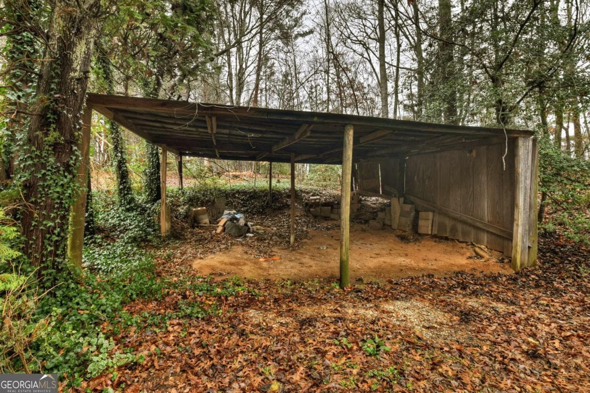 4 bedroom, 1.5 bathroom, 1,036 sq ft single family residence for sale at 6 Old Aska Curve, Blue Ridge, GA 30513 — photo 8